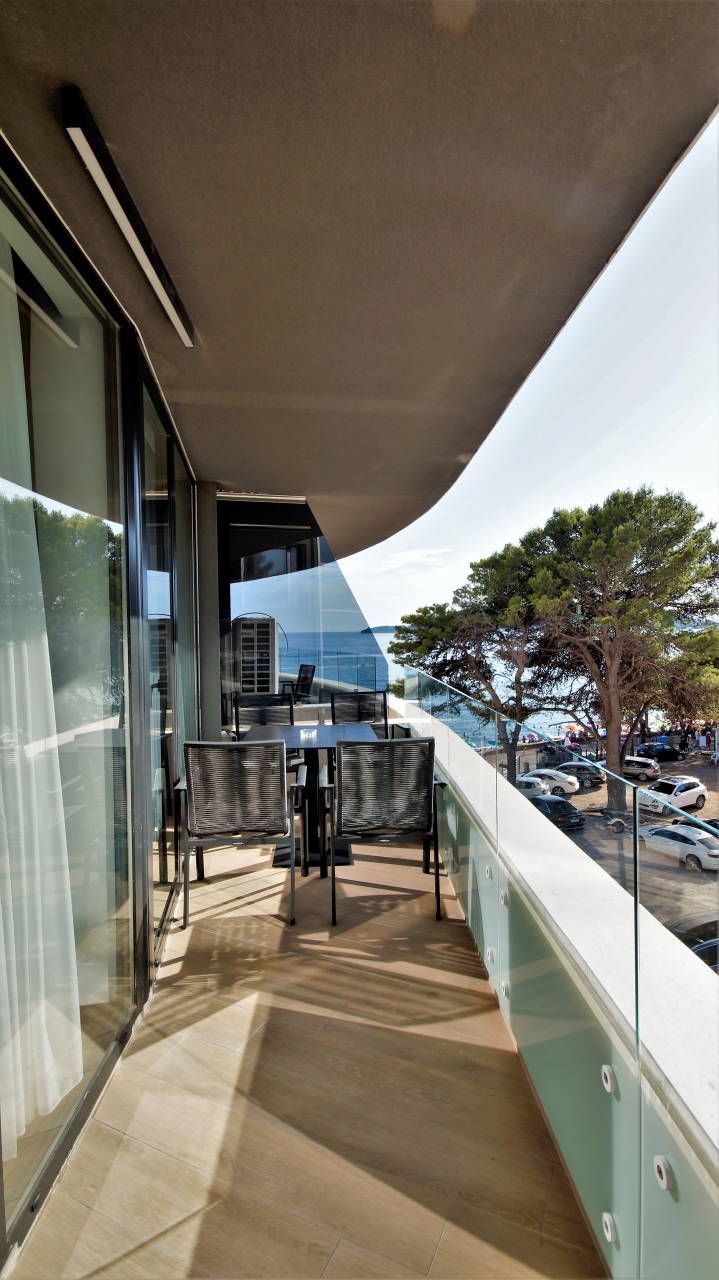 Adriatic Lux Rafailovići luksuzni jednosobni stan - Amfora Real Estate