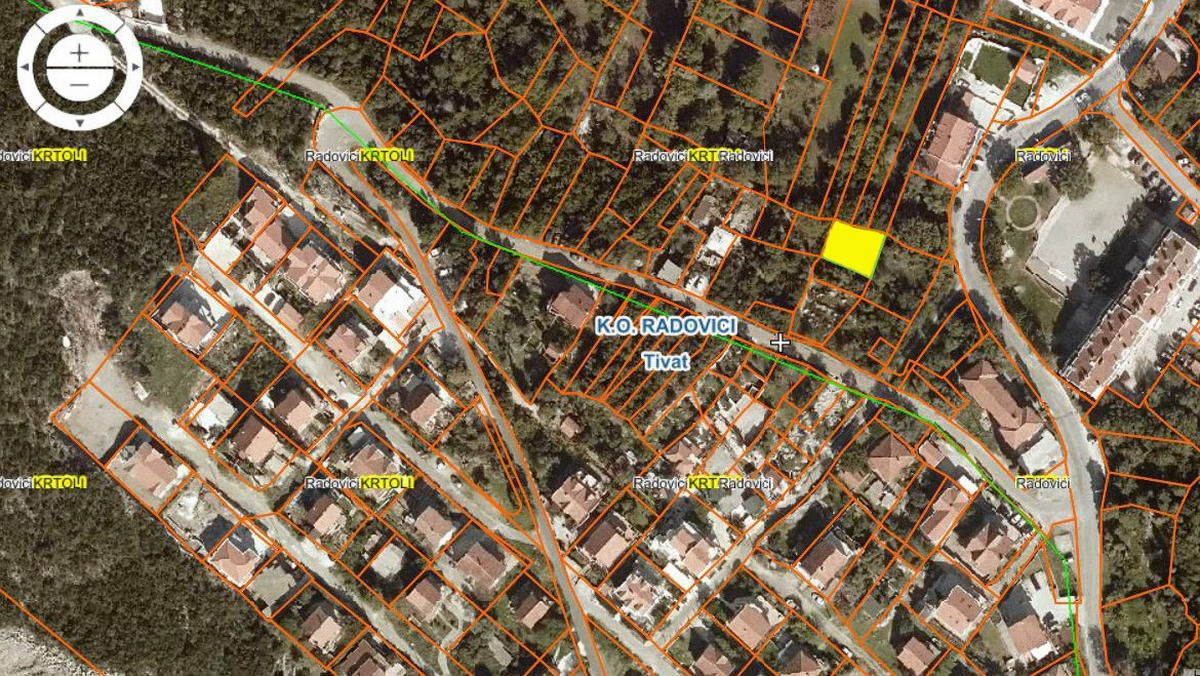 Izvanredan građevinski plac u Radovićima, Luštica - Amfora Real Estate