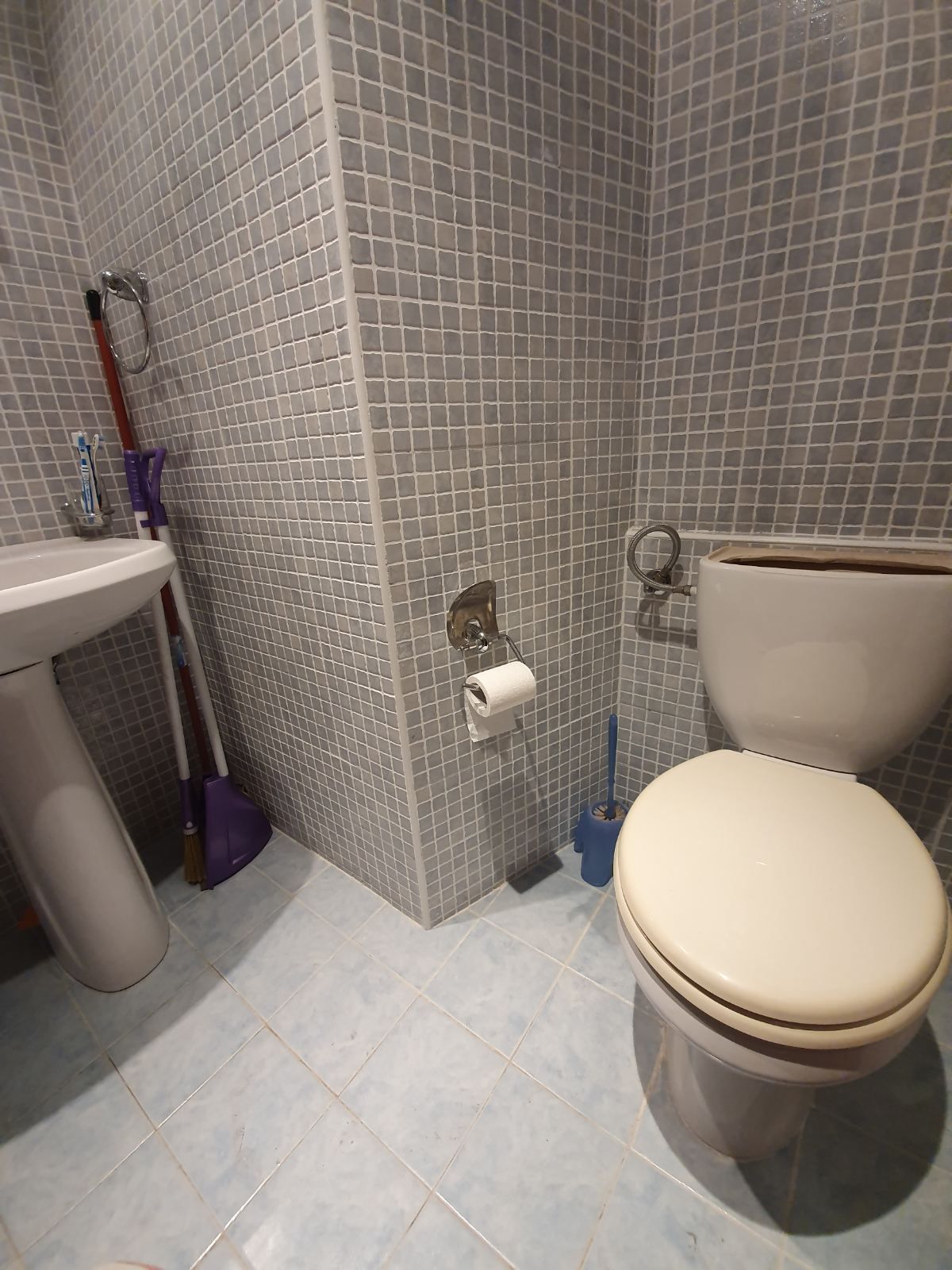 Prodaje se namesten trosoban stan 65m2 + terase u Budvi - Amfora Real Estate