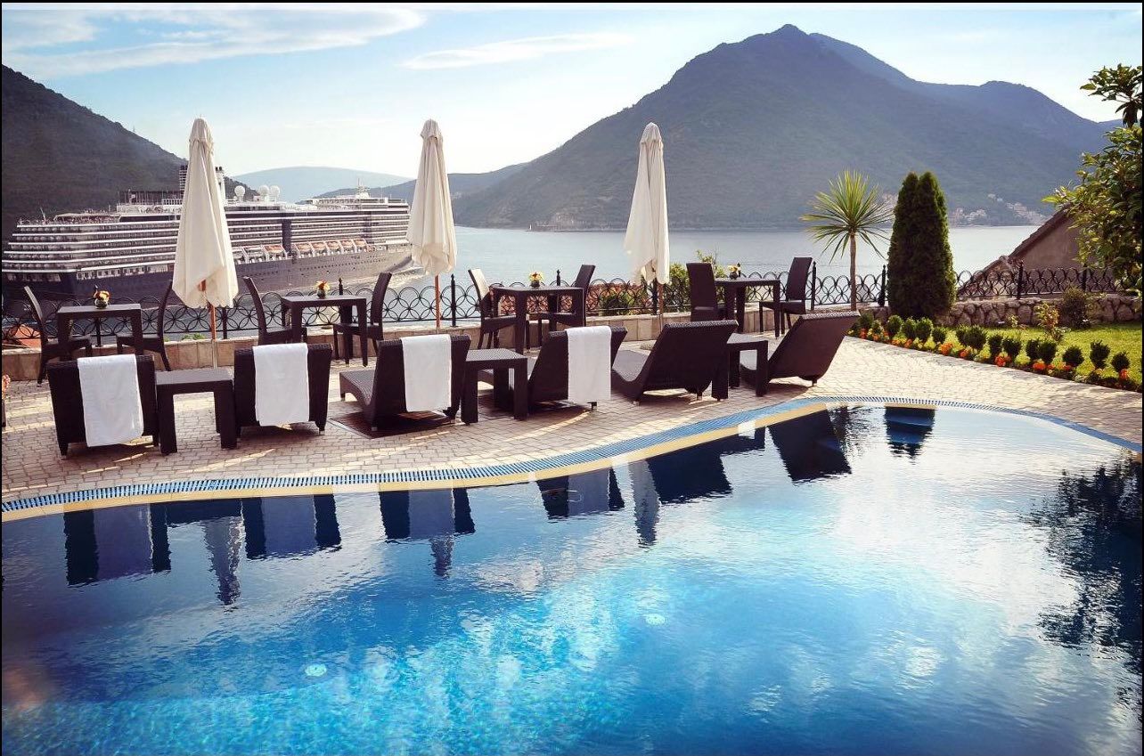 Luksuzni hotel na ekskluzivnoj lokaciji, Perast, Boka Kotorska - Amfora Real Estate