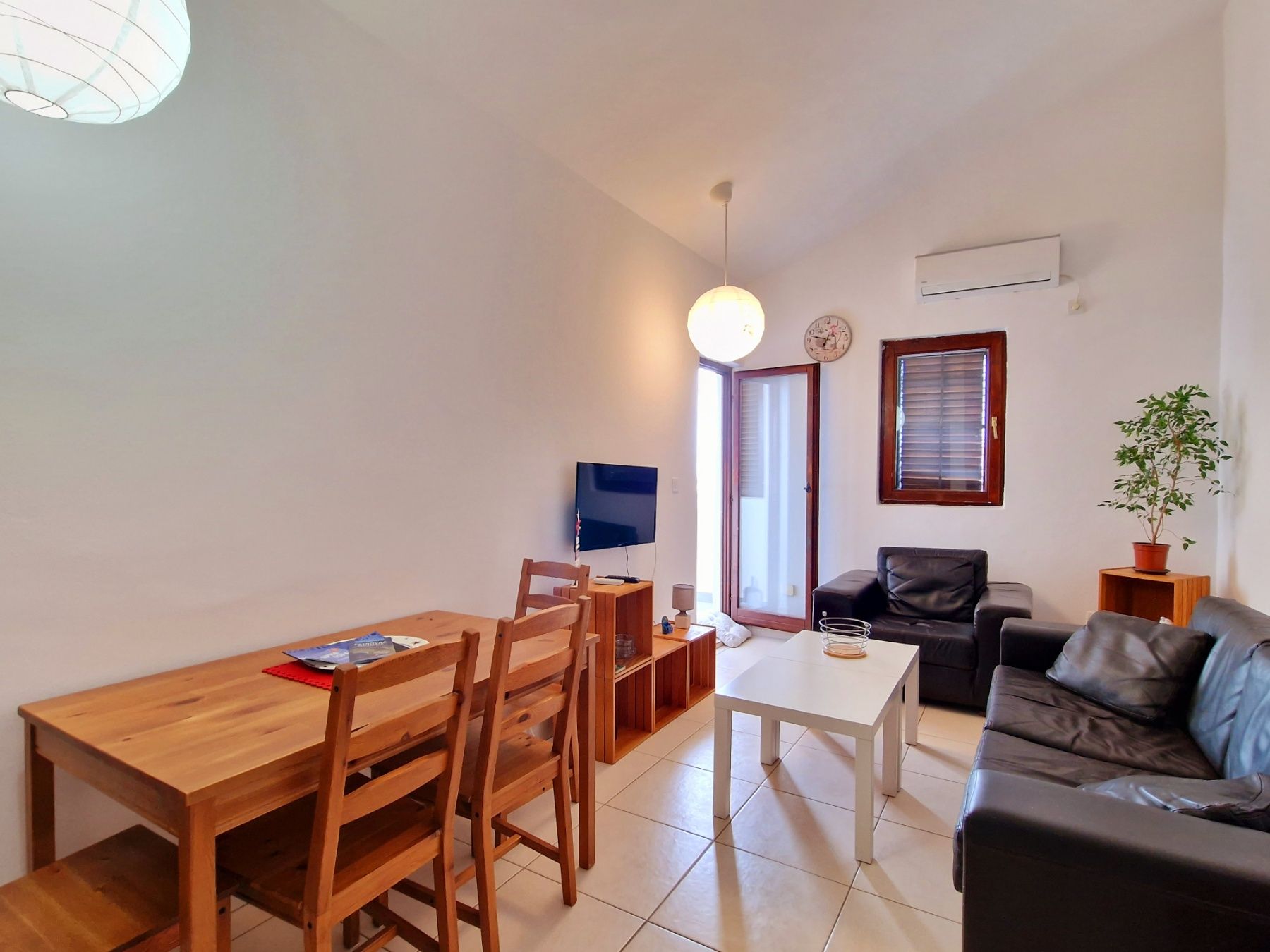 DVOSOBAN NAMEŠTEN STAN 48m2 U BUDVI - Amfora Real Estate