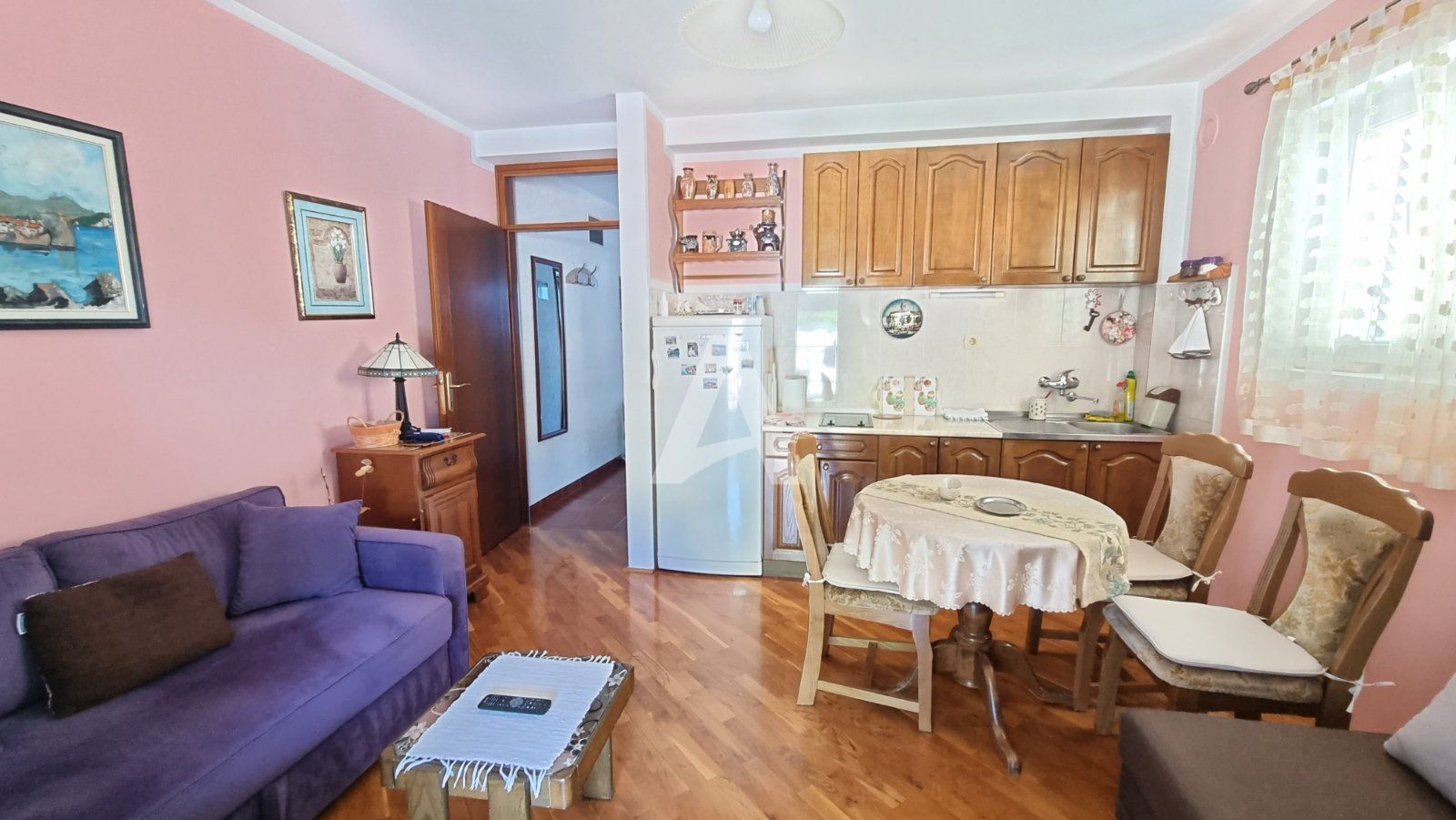 amforaproperty.com/DVOSOBAN NAMEŠTEN STAN (58m2),BECICI