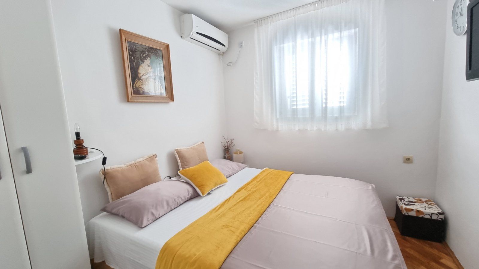 DVOSOBAN NAMEŠTEN STAN 50m2-BECICI - Amfora Real Estate