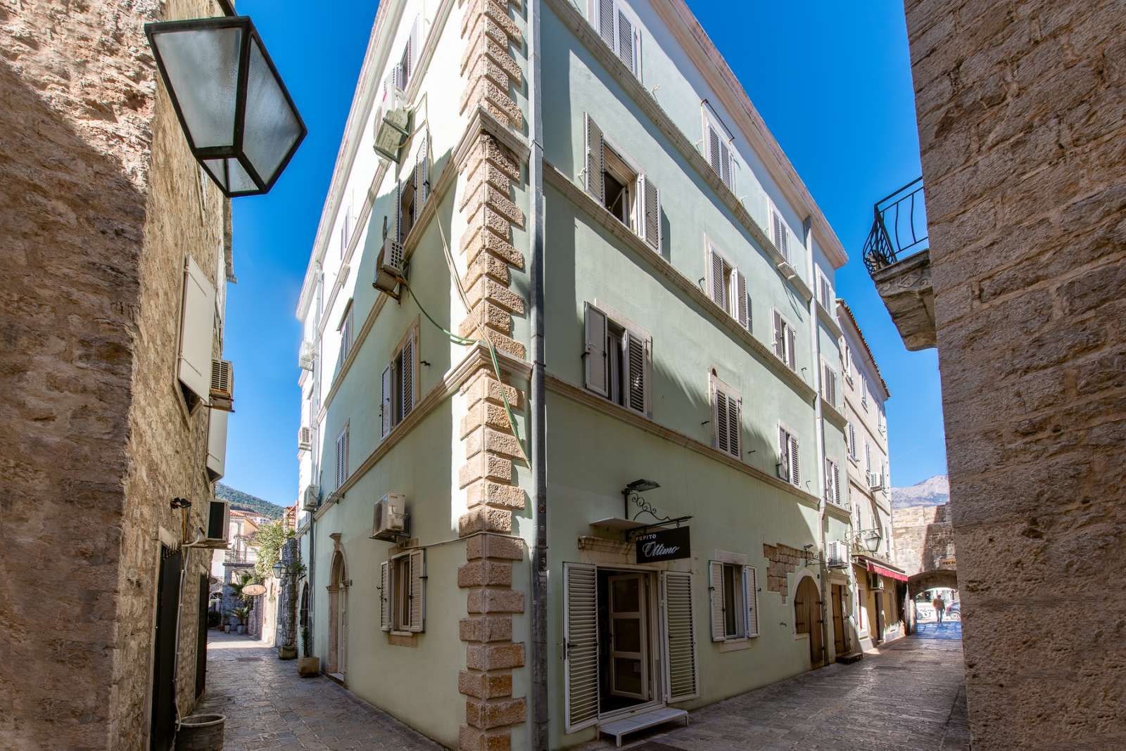 Prodaja jednosobnog stana 48 m² u Starom gradu Budve - Amfora Real Estate