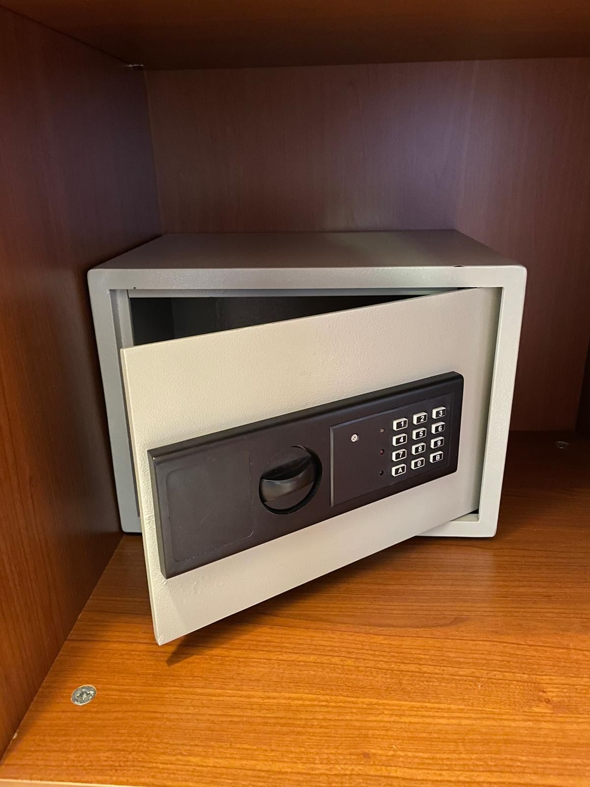 Luksuzan četvorosoban stan sa pogledom na more, Przno - Amfora Real Estate