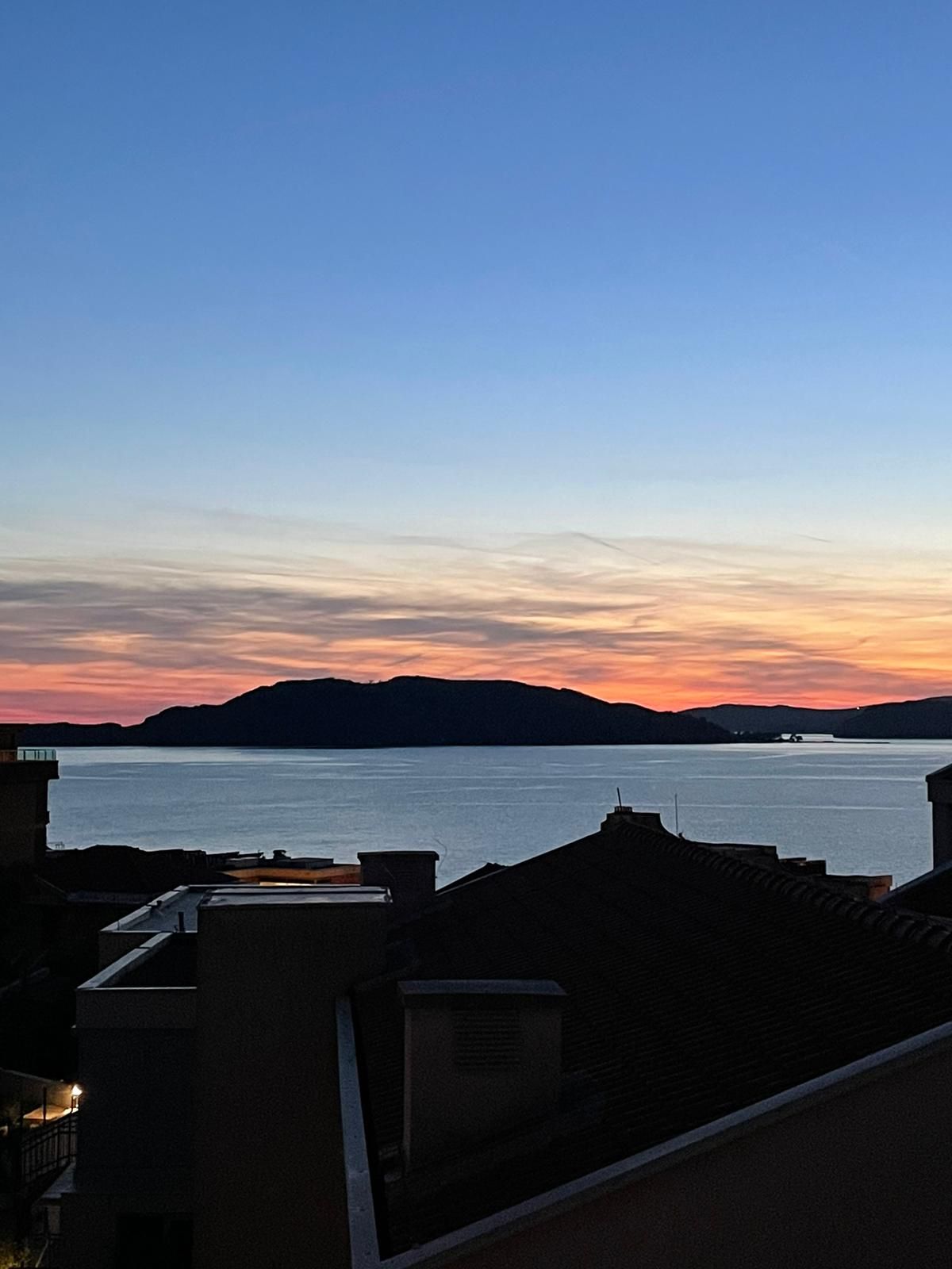 Luksuzan četvorosoban stan sa pogledom na more, Przno - Amfora Real Estate