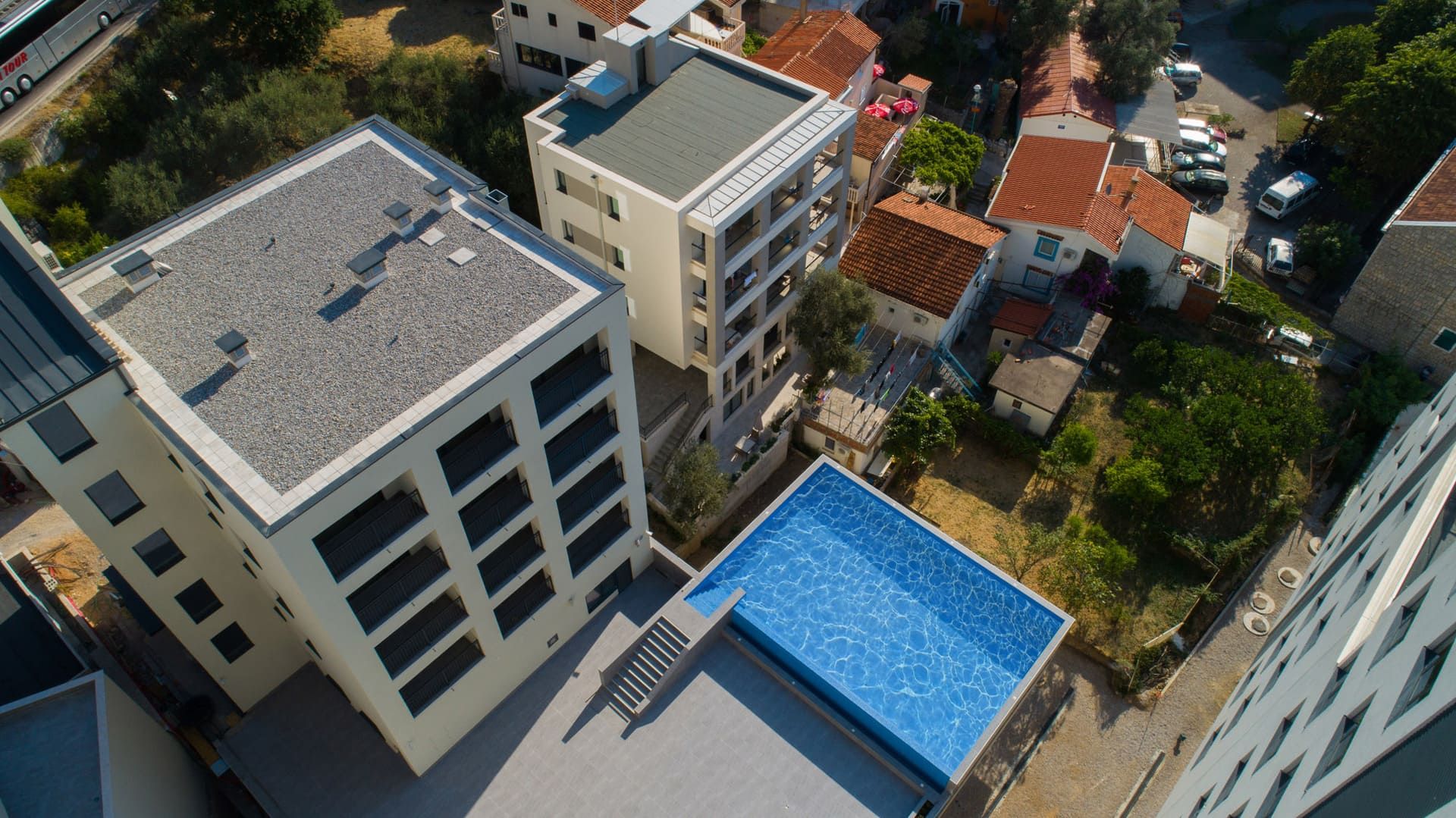 Prodaja stanova u novom stambenom kompleksu,na prvoj liniji mora.Rafailovići - Amfora Real Estate