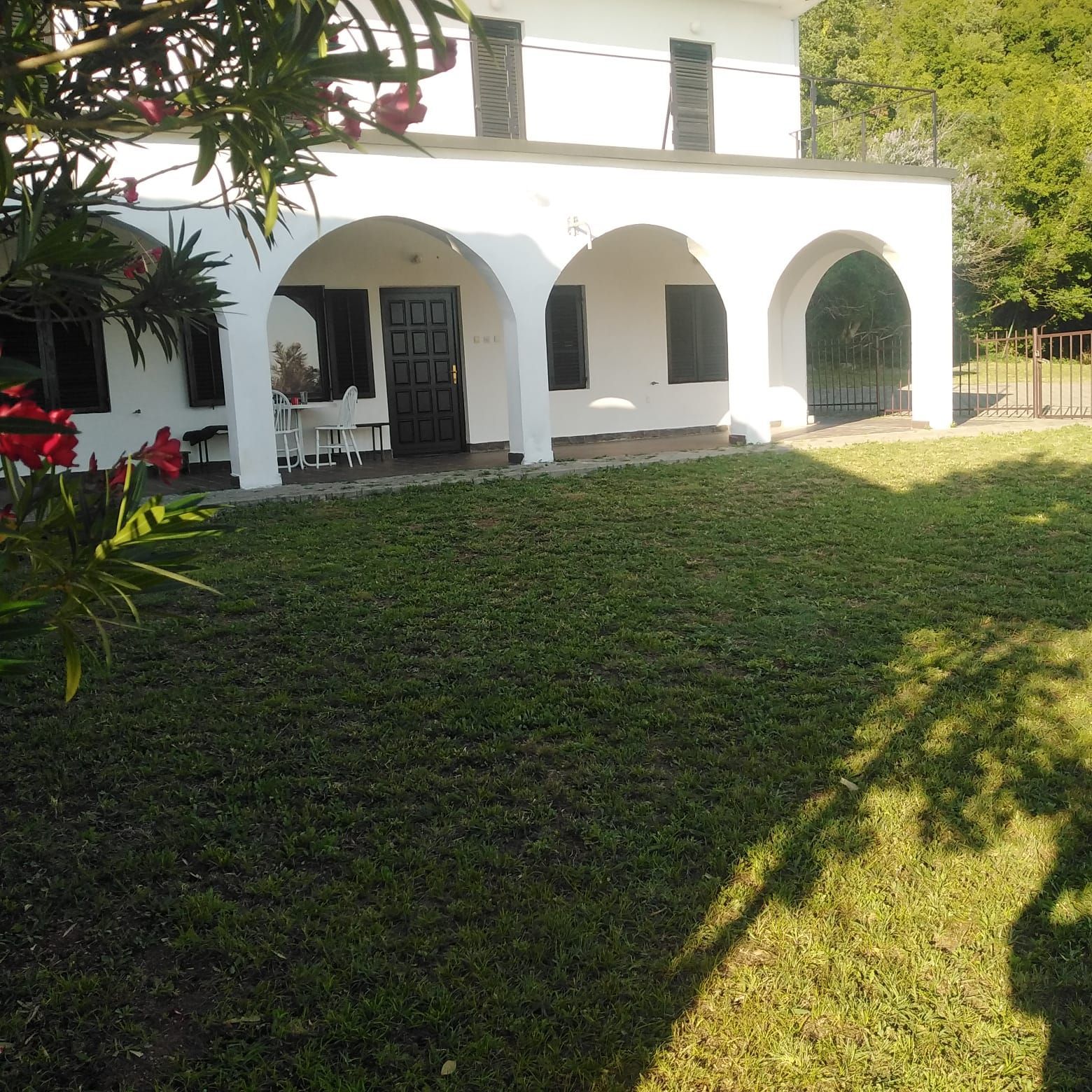 amforaproperty.com/Kuca za renoviranje sa prelepim pogledom na more,Petrovac,Budva.