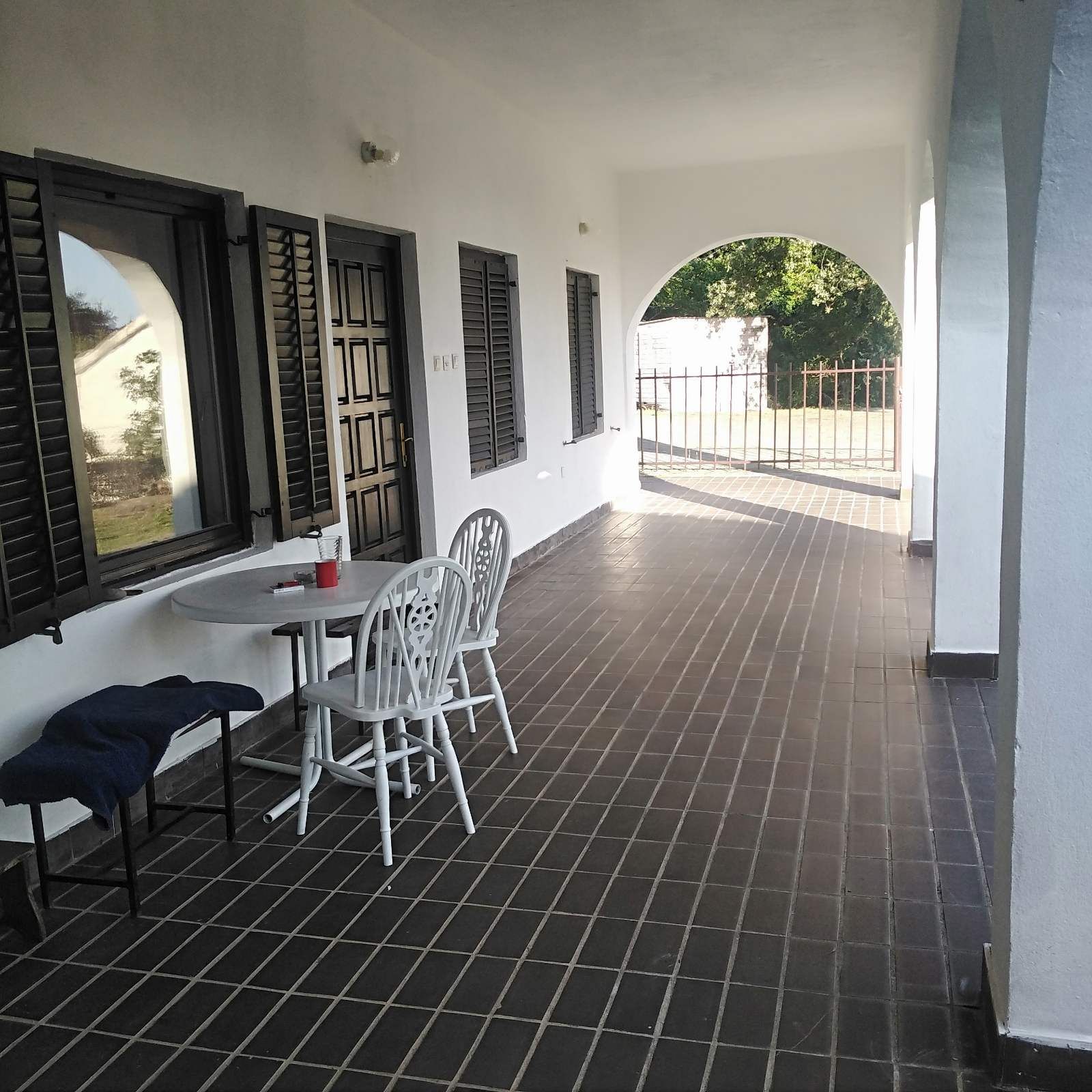 amforaproperty.com/Kuca za renoviranje sa prelepim pogledom na more,Petrovac,Budva.