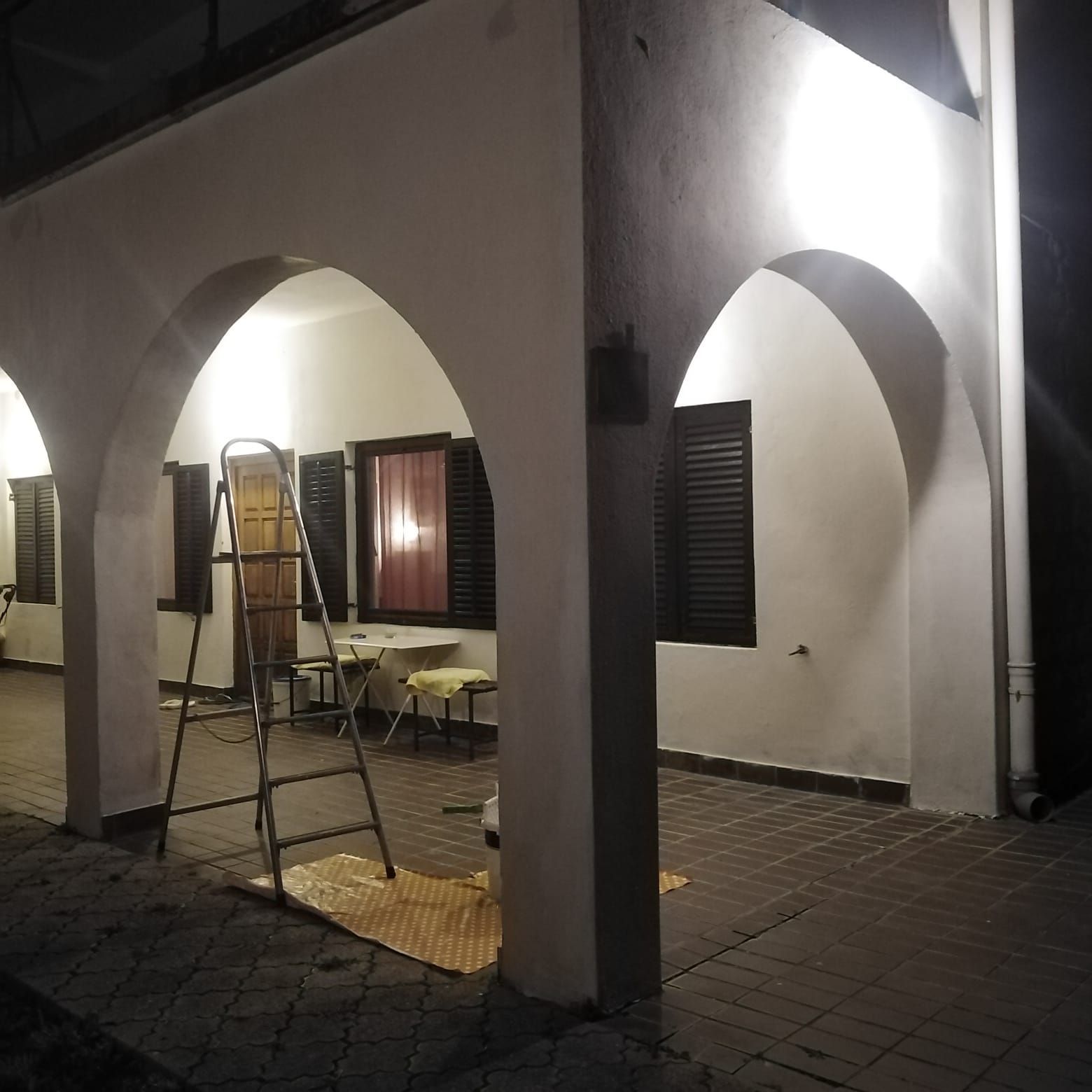 amforaproperty.com/Kuca za renoviranje sa prelepim pogledom na more,Petrovac,Budva.