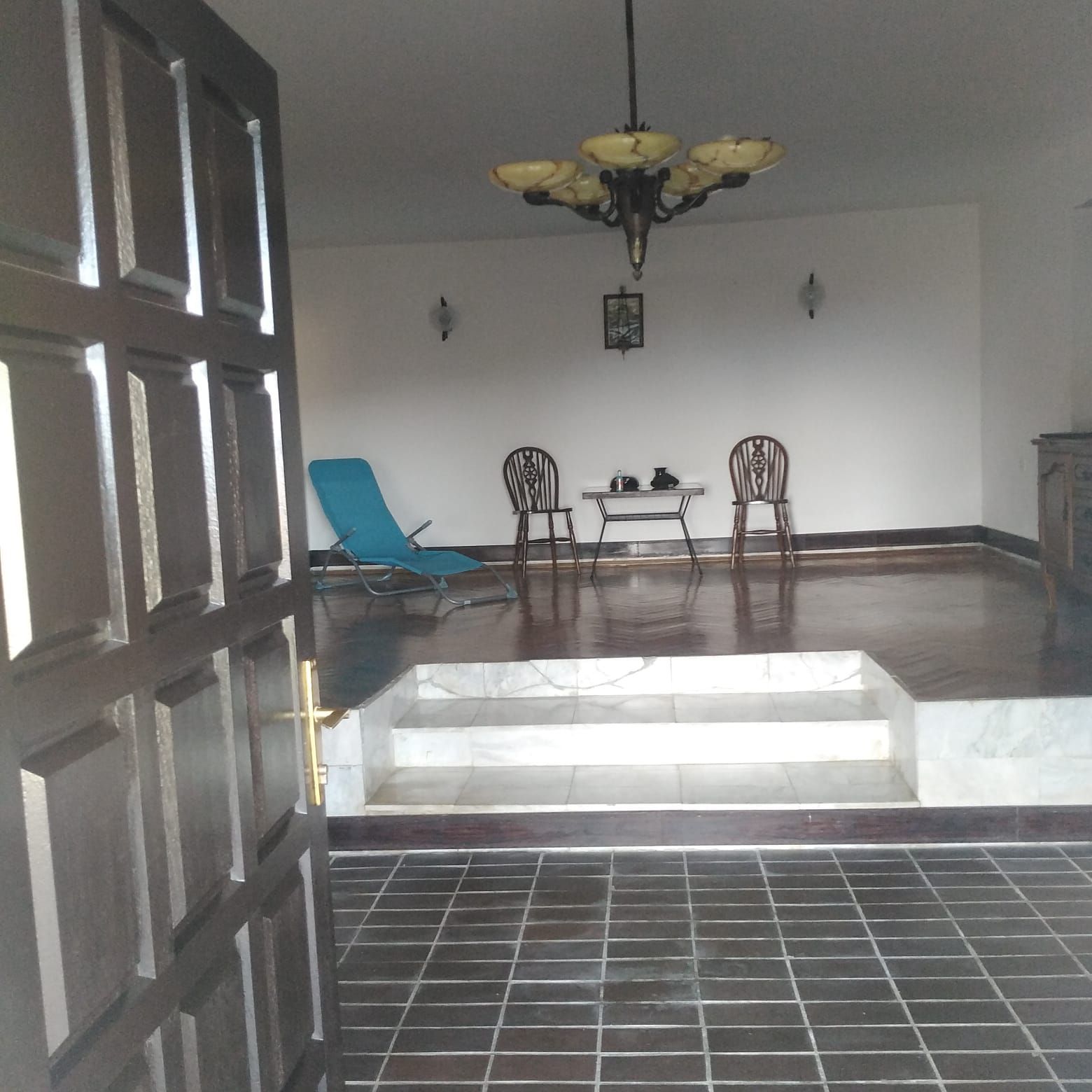 amforaproperty.com/Kuca za renoviranje sa prelepim pogledom na more,Petrovac,Budva.
