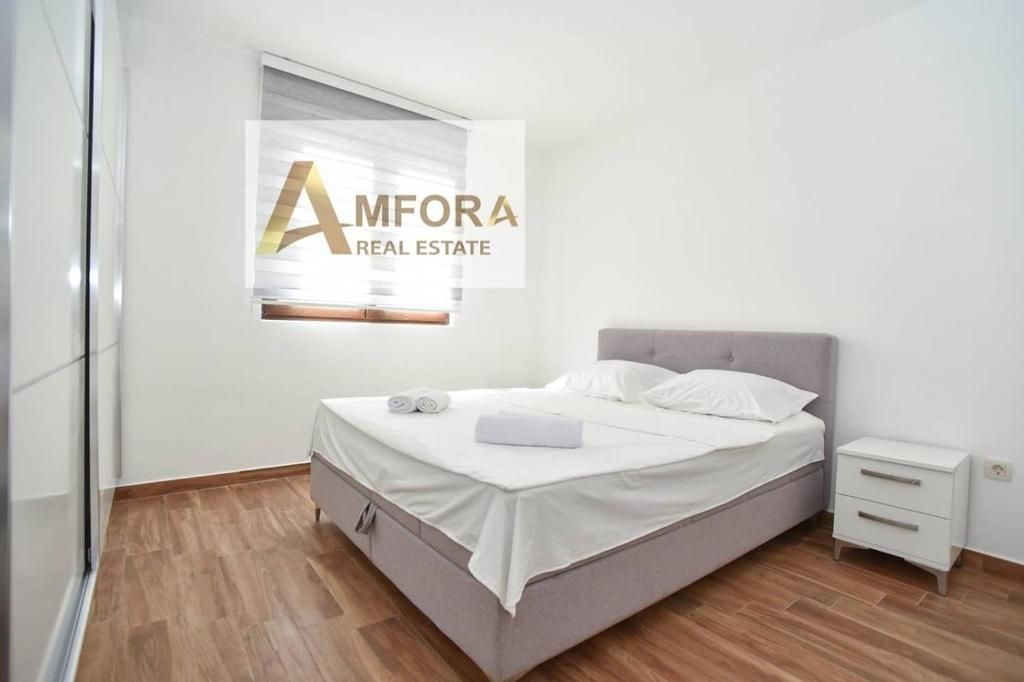 Na prodaju tri prelepa stana (175m2) sa pogledom na more.Becici - Amfora Real Estate