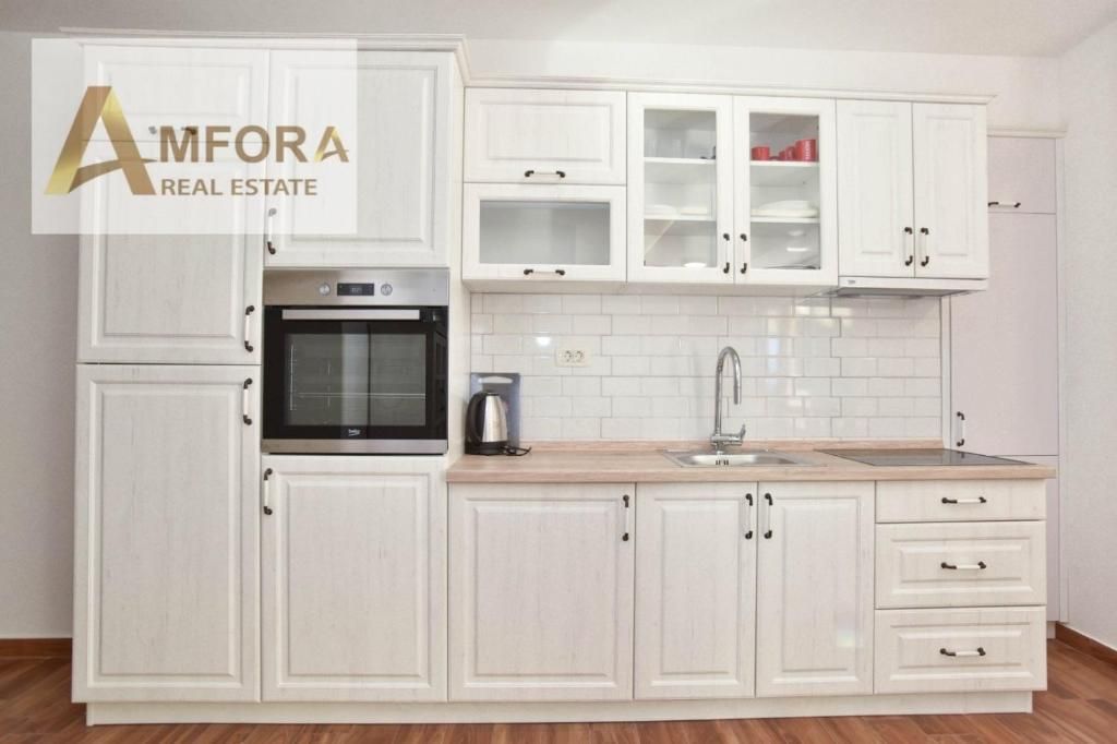 Na prodaju tri prelepa stana (175m2) sa pogledom na more.Becici - Amfora Real Estate