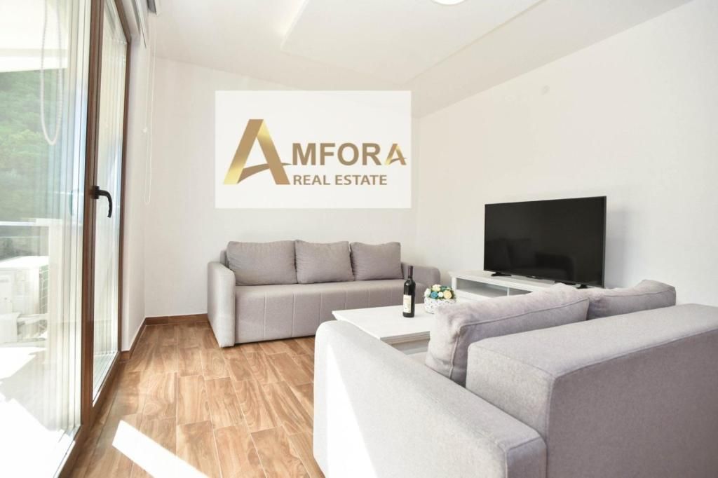 Na prodaju tri prelepa stana (175m2) sa pogledom na more.Becici - Amfora Real Estate