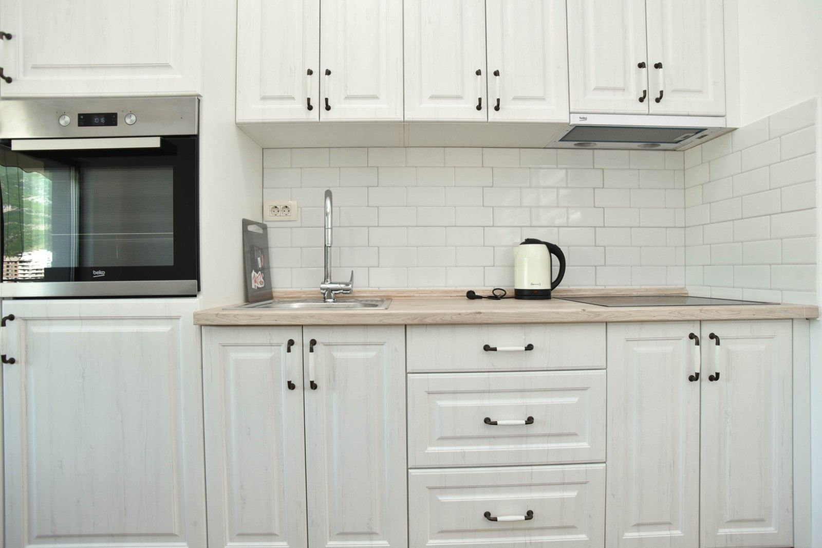 Na prodaju tri prelepa stana (175m2) sa pogledom na more.Becici - Amfora Real Estate