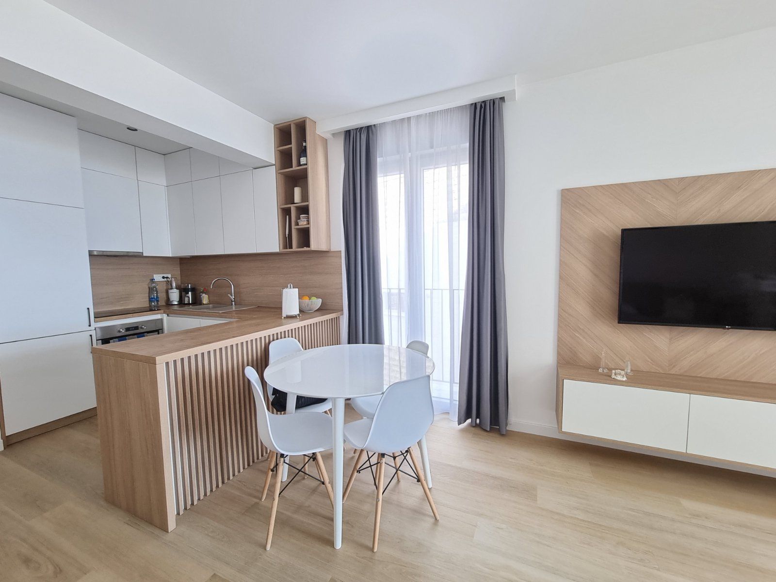 Dvosoban luks stan sa pogledom na more u novom apart-hotelu Horizont. Bečići - Amfora Real Estate