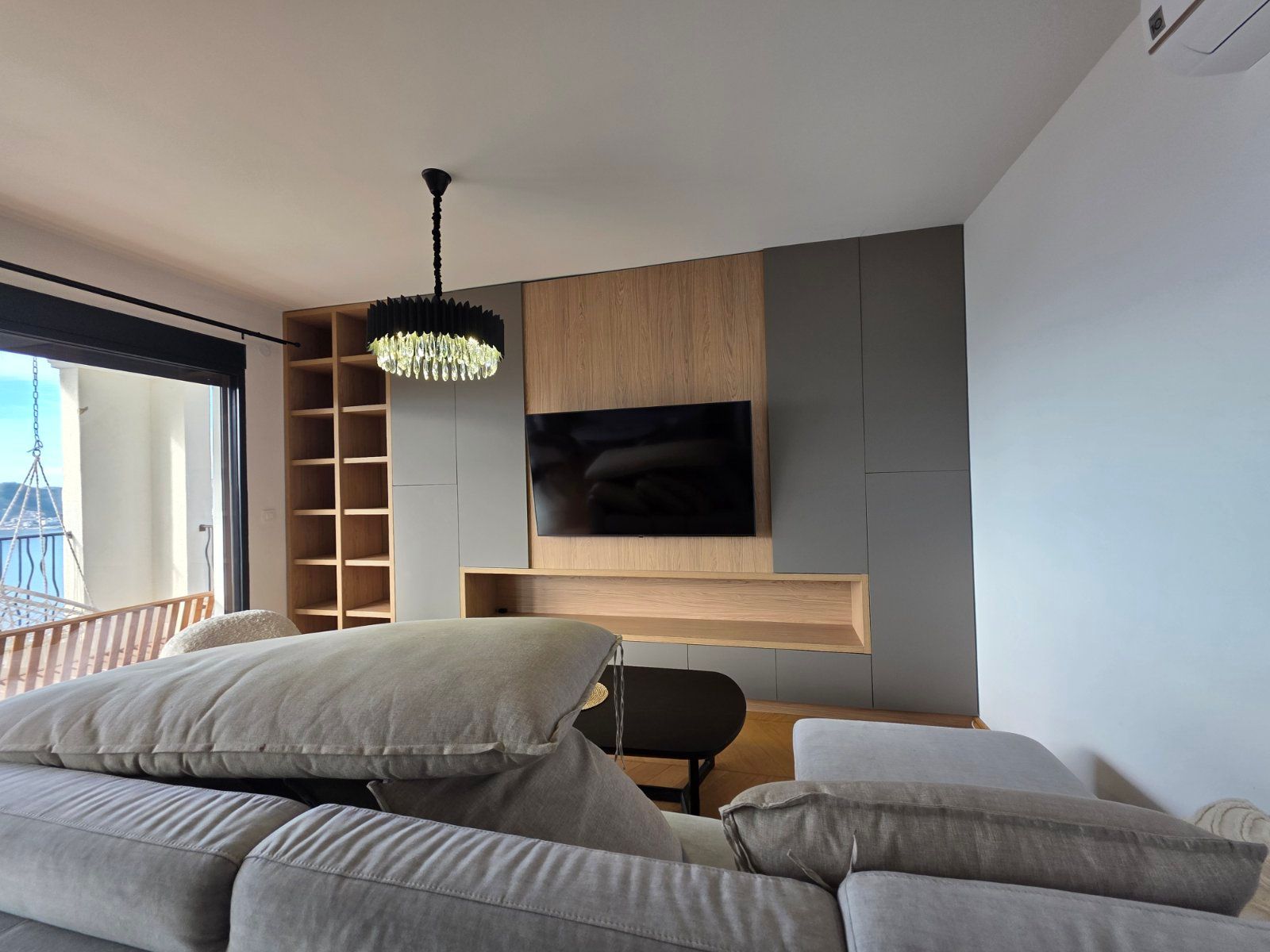 Opremljen trosoban stan 90 m² sa panoramskim pogledom na more – Blizikuće, Budva - Amfora Real Estate