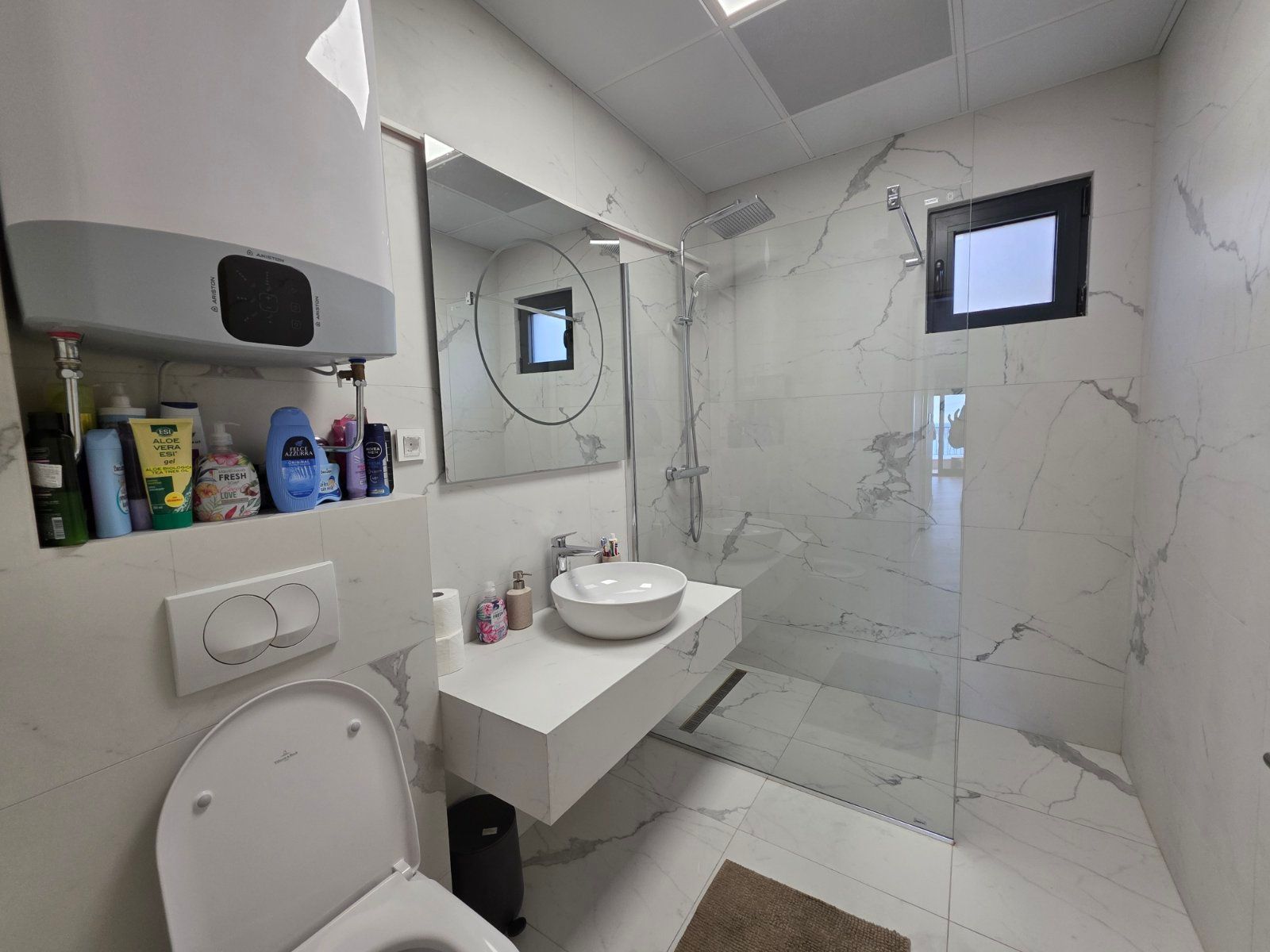 Opremljen trosoban stan 90 m² sa panoramskim pogledom na more – Blizikuće, Budva - Amfora Real Estate