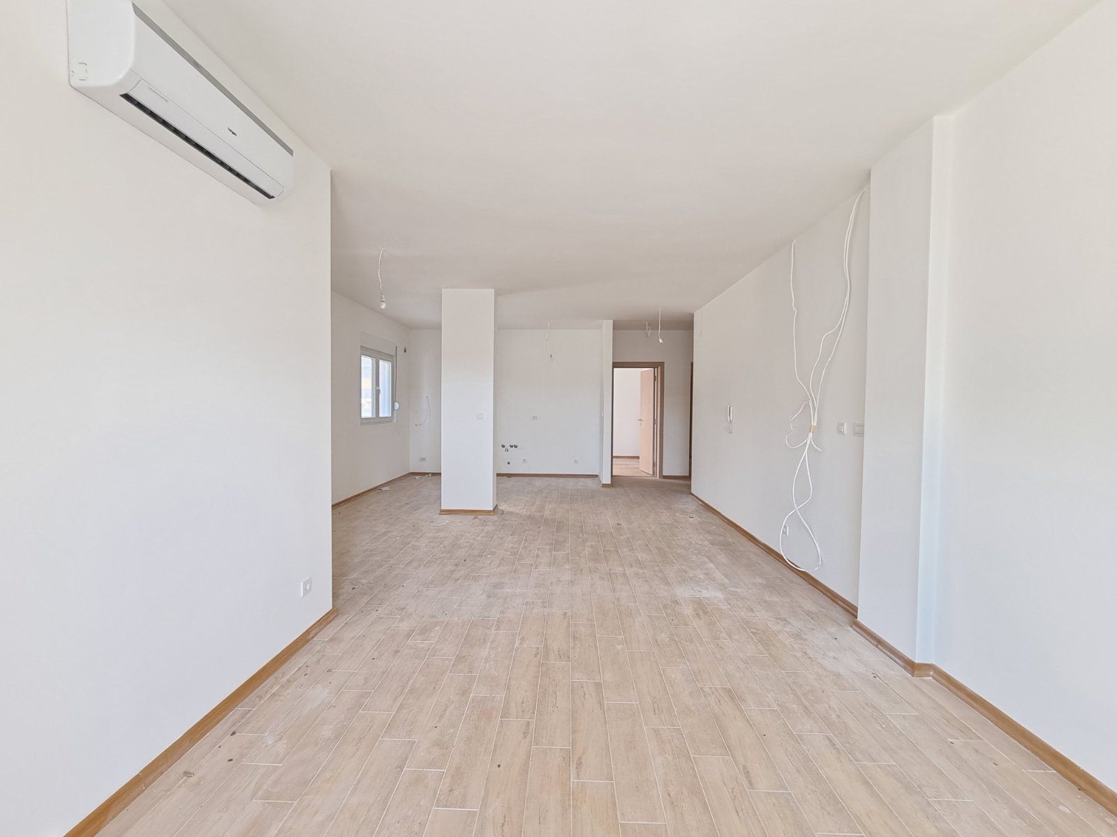 Trosoban penthouse 117m2 + 220m2 GRATIS  terasa.The Old Bakery Budva. - Amfora Real Estate