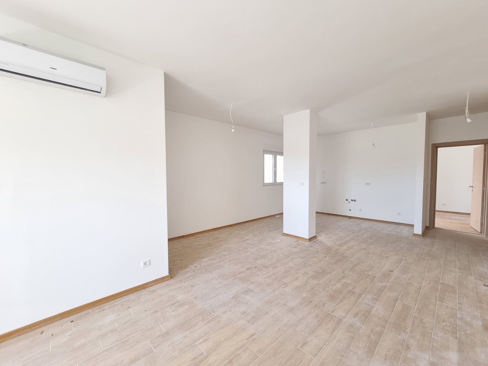 Trosoban penthouse 117m2 + 220m2 GRATIS  terasa.The Old Bakery Budva. - Amfora Real Estate