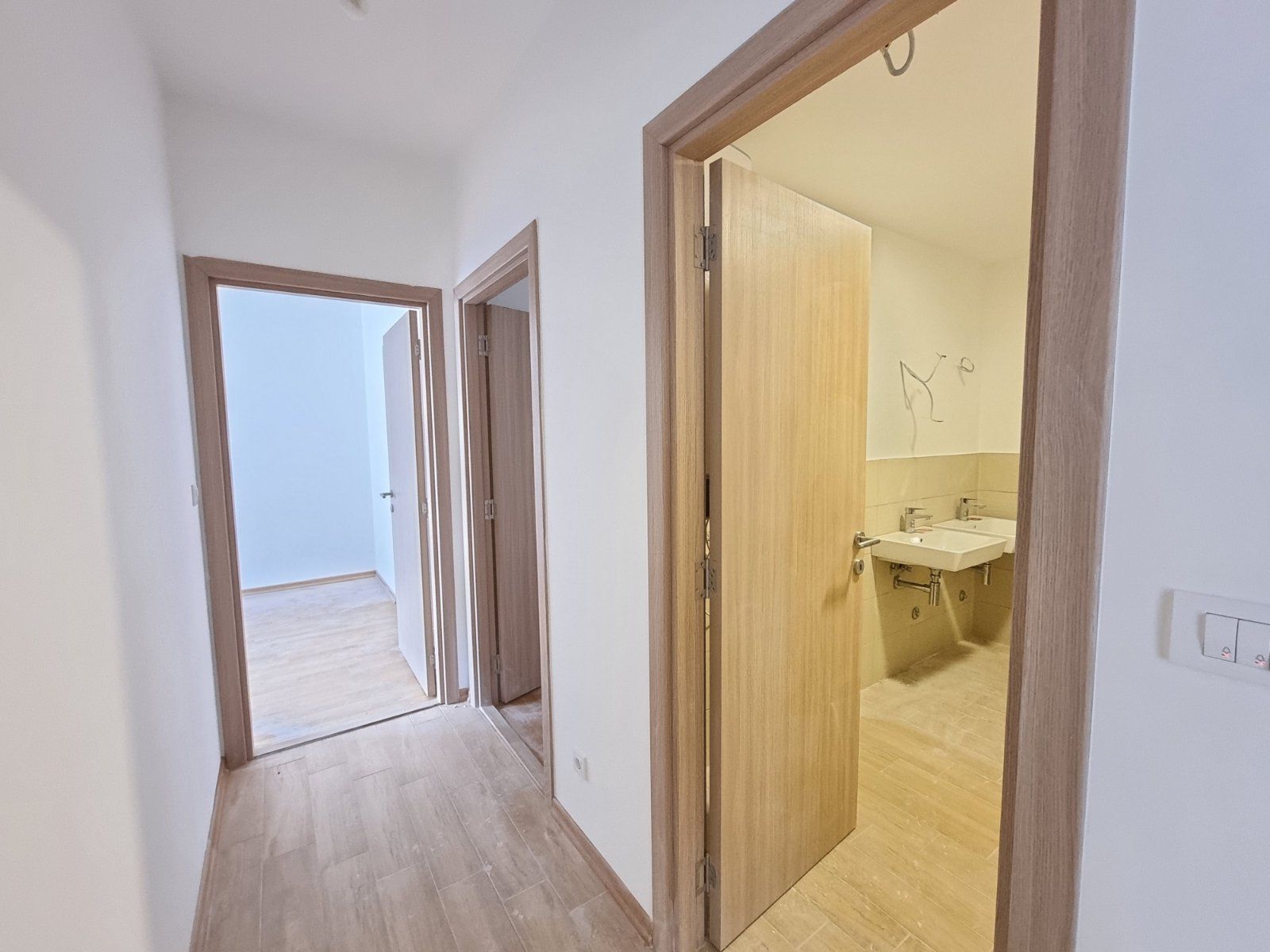 Trosoban penthouse 117m2 + 220m2 GRATIS  terasa.The Old Bakery Budva. - Amfora Real Estate