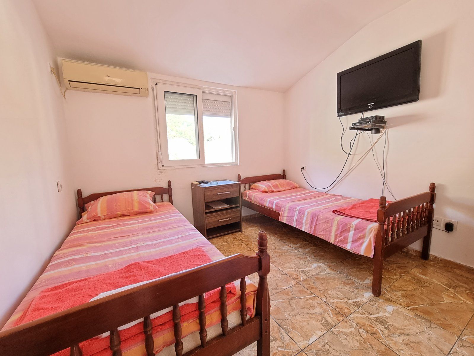 Dupleks stan površine 121 m2 u Budvi. - Amfora Real Estate