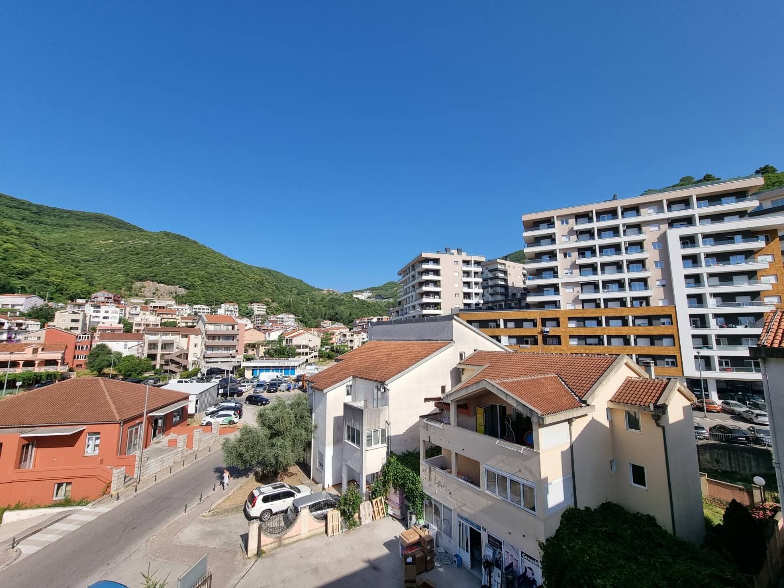 Dupleks stan površine 121 m2 u Budvi. - Amfora Real Estate