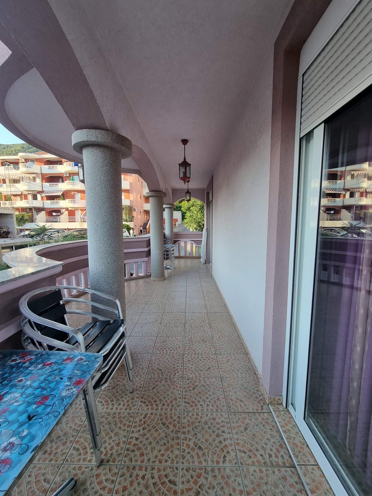 Prostrana kuća 750m2,Maine-Budva - Amfora Real Estate