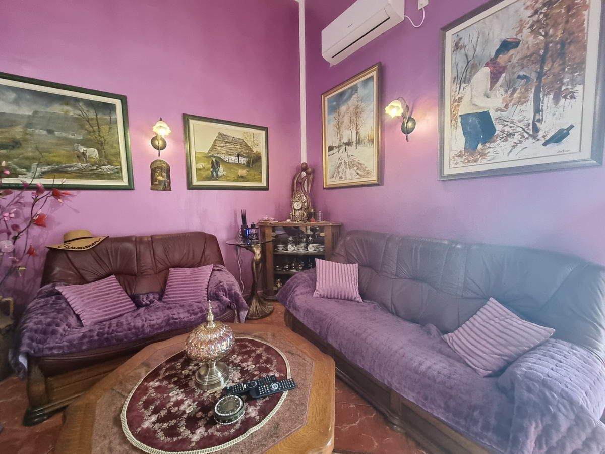 Prostrana kuća 750m2,Maine-Budva - Amfora Real Estate