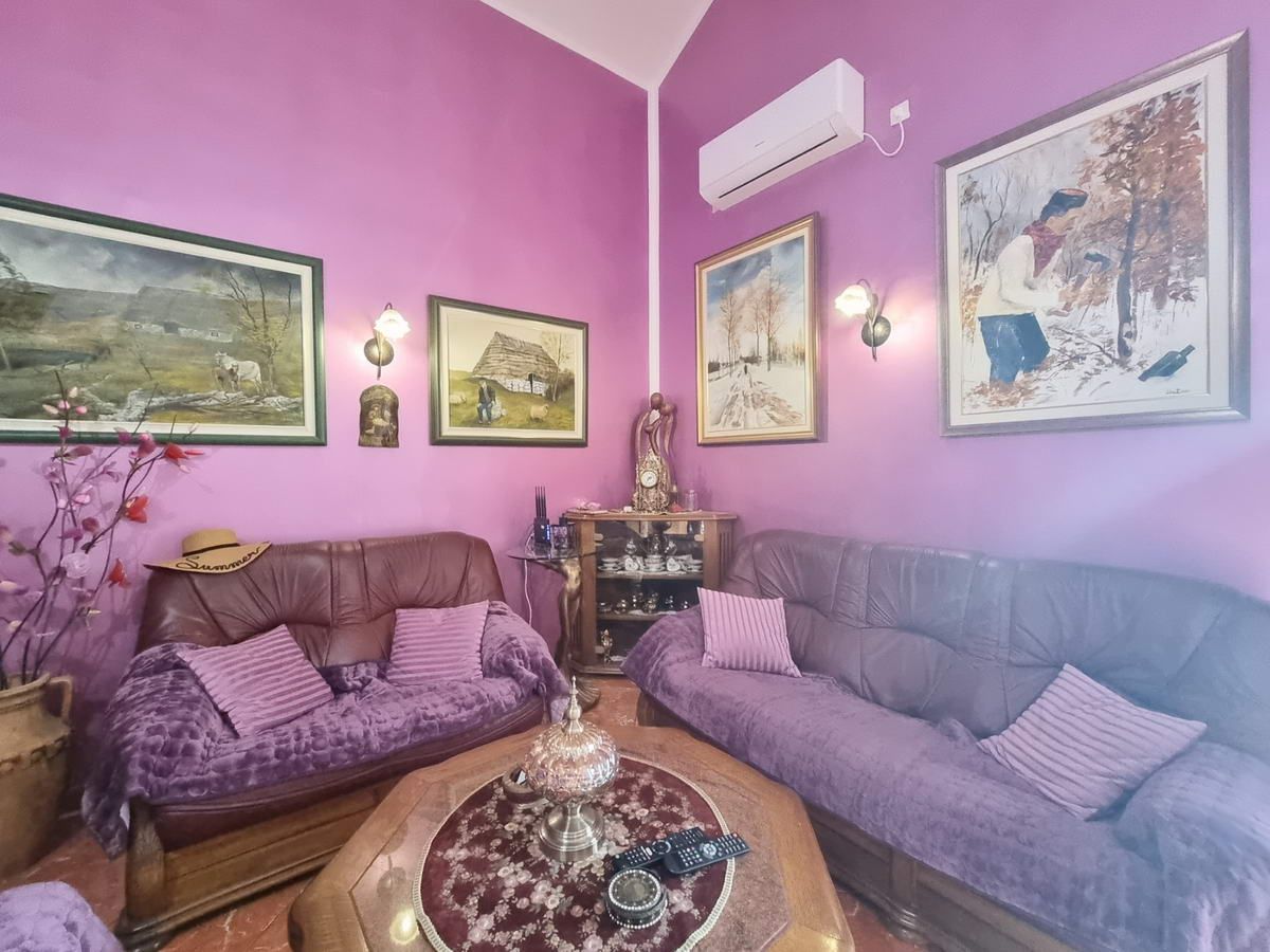 Prostrana kuća 750m2,Maine-Budva - Amfora Real Estate