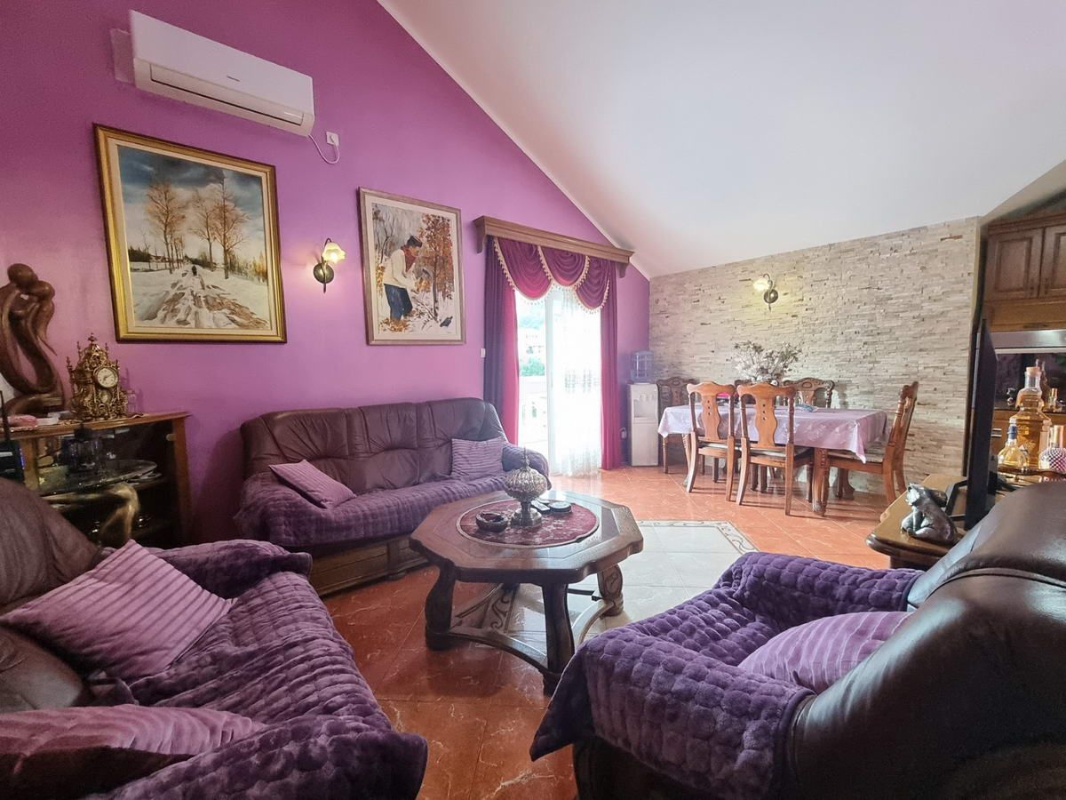 Prostrana kuća 750m2,Maine-Budva - Amfora Real Estate