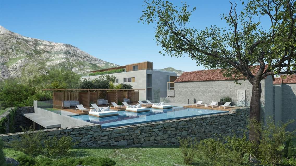 Plac 2500m2 sa objektom 2000m2 na samoj obali mora.Risan - Amfora Real Estate