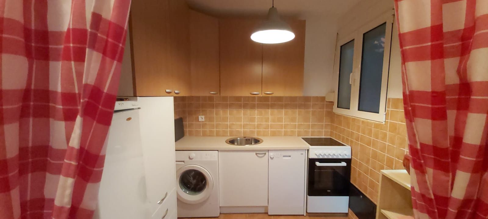 Na prodaju dvosoban, namešten stan 58 m² – Budva, Mediteranska ulica - Amfora Real Estate