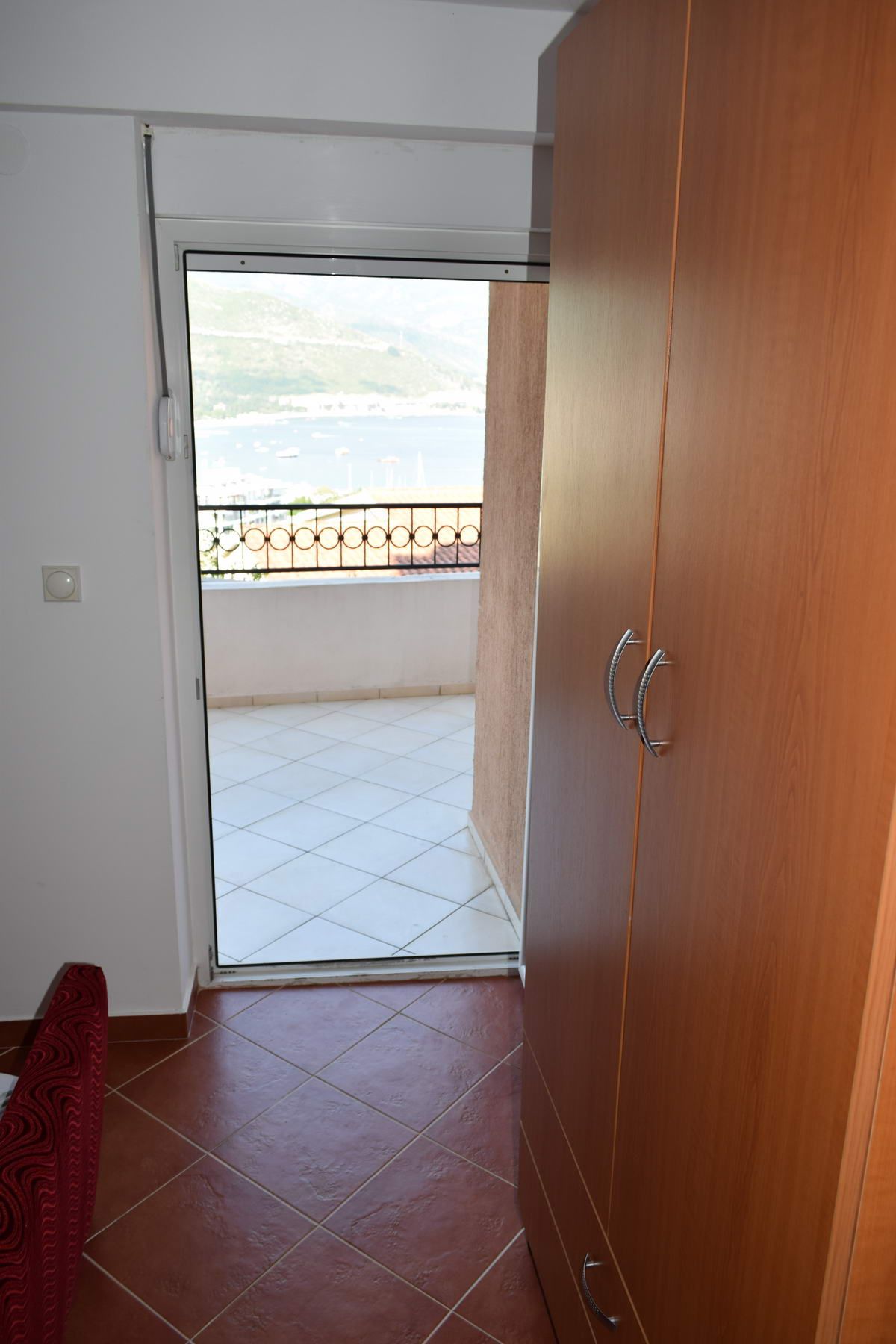 Trosoban stan 120m2 s panoramskim pogledom na more i grad,Budva-Vidikovac - Amfora Real Estate