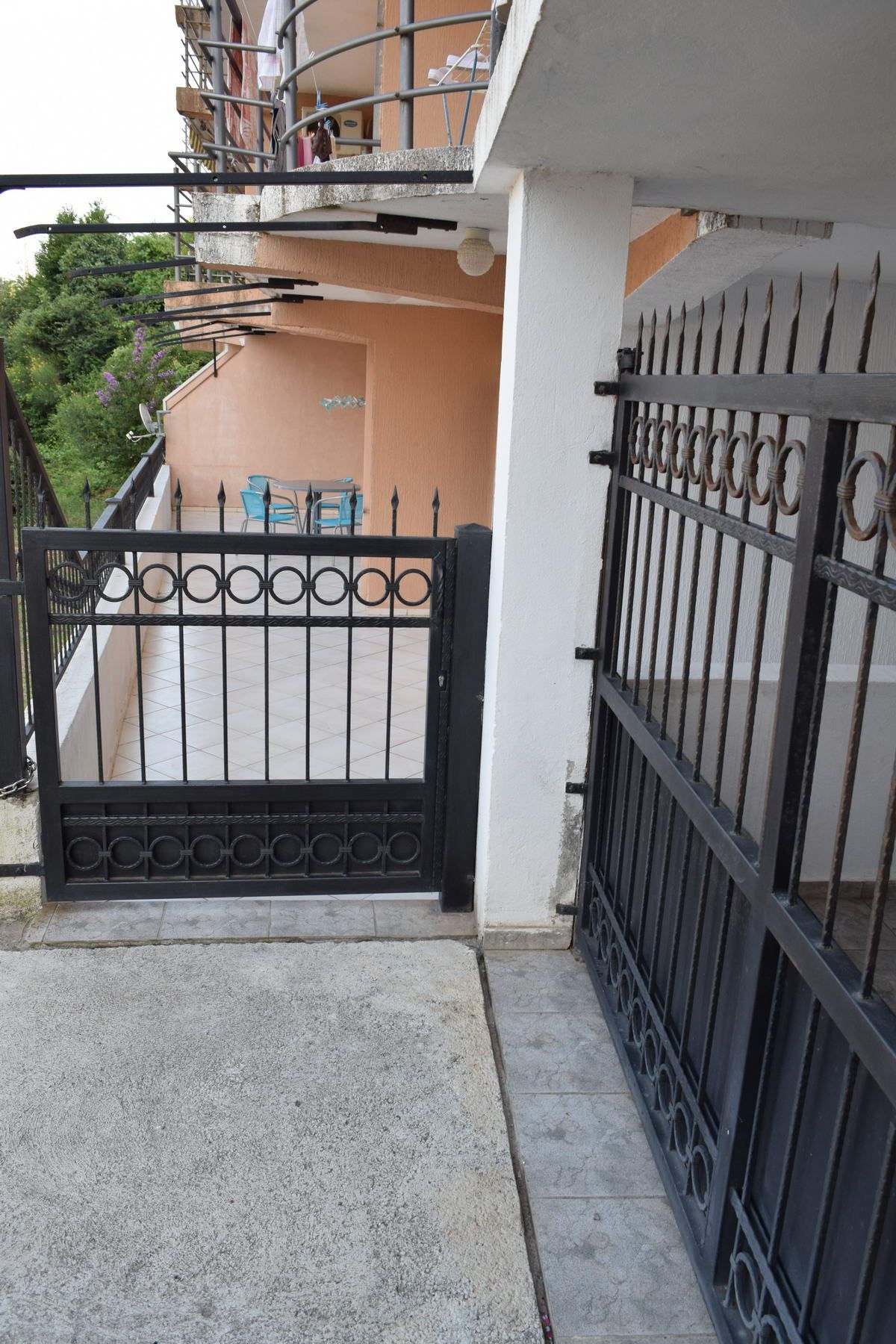 Trosoban stan 120m2 s panoramskim pogledom na more i grad,Budva-Vidikovac - Amfora Real Estate