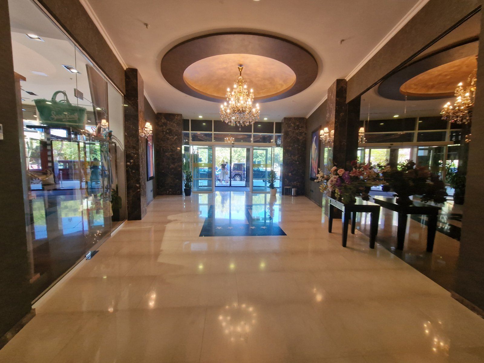 Jednosoban stan 64m2 u kompleksu Tre Canne .Budva - Amfora Real Estate