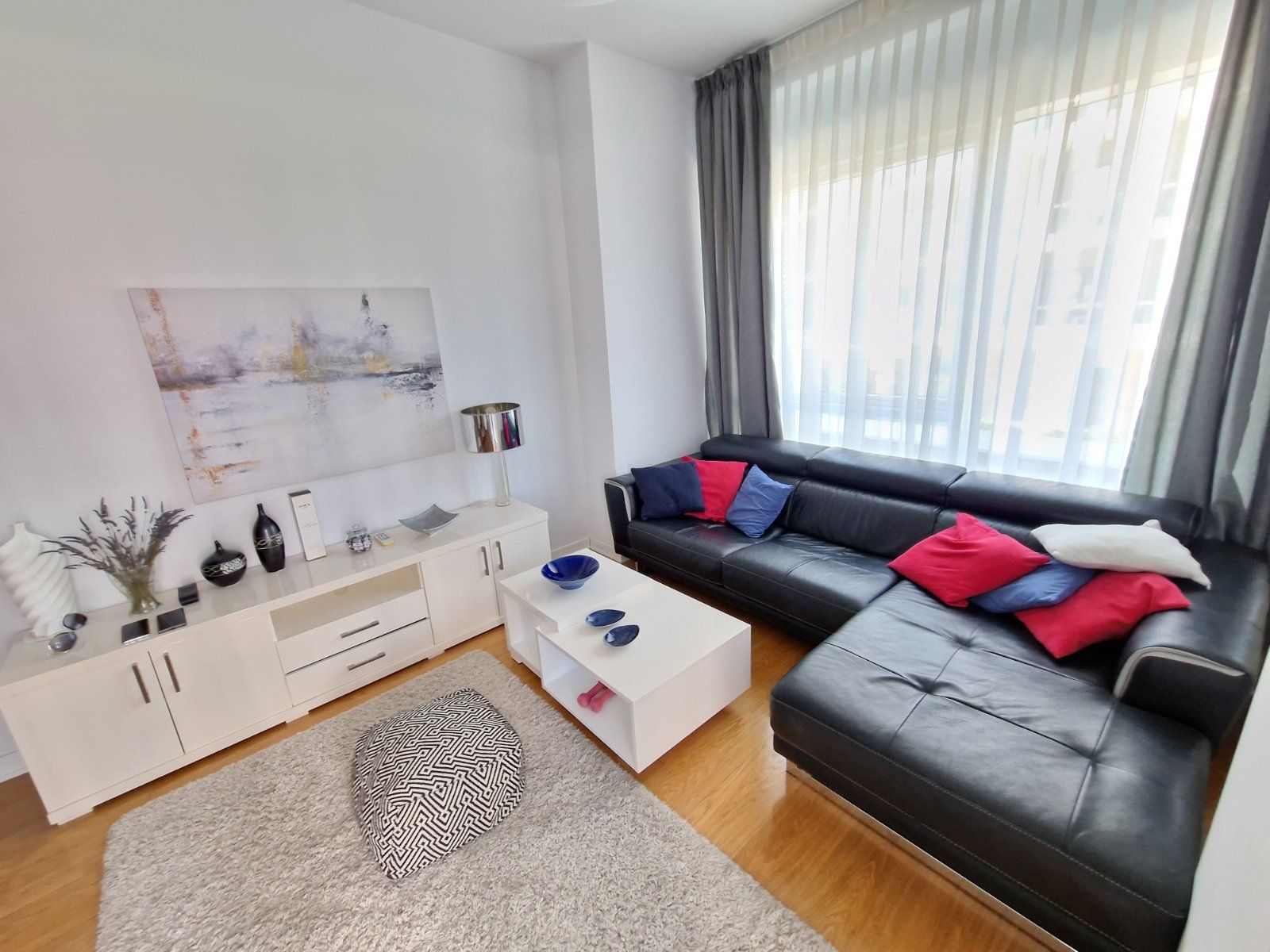 Trosoban luksuzan stan 89m2 u kompleksu Tre Canne  u Budvi - Amfora Real Estate