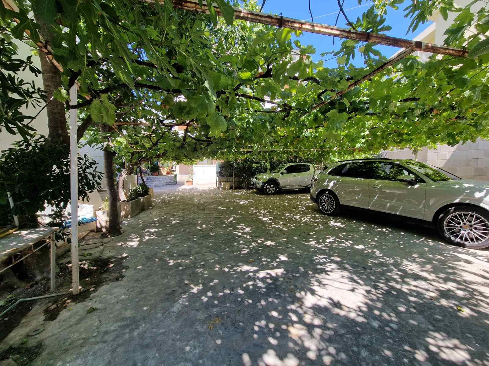 Luksuzan trosoban stan 100m2 ,u blizini hotela Splendid (Budva-Becici) - Amfora Real Estate