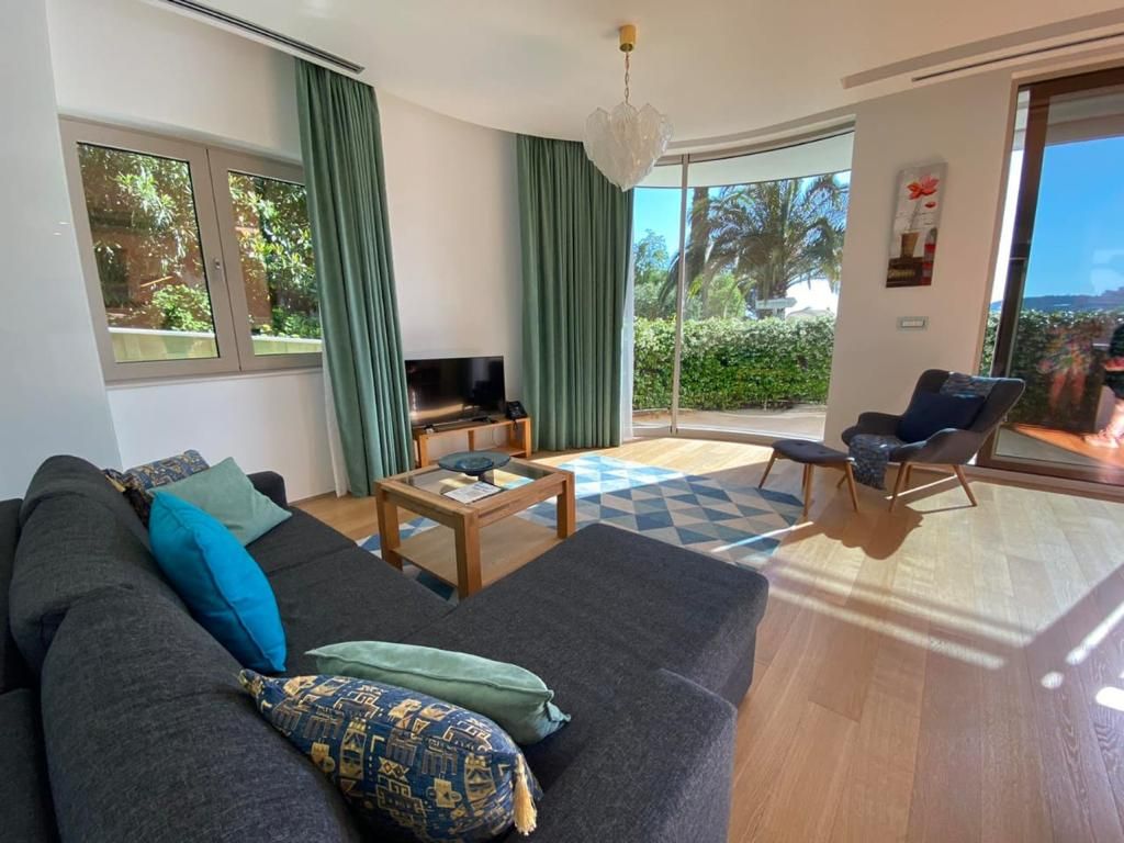 Luksuzan jednosoban stan 94m2 u kompleksu «Dukley Gardens» Budva - Amfora Real Estate