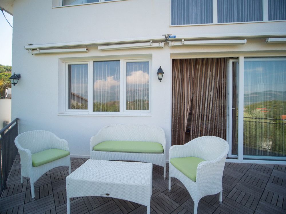 Dve prelepe kuće sa bazenom,Lustica (Tivat) - Amfora Real Estate