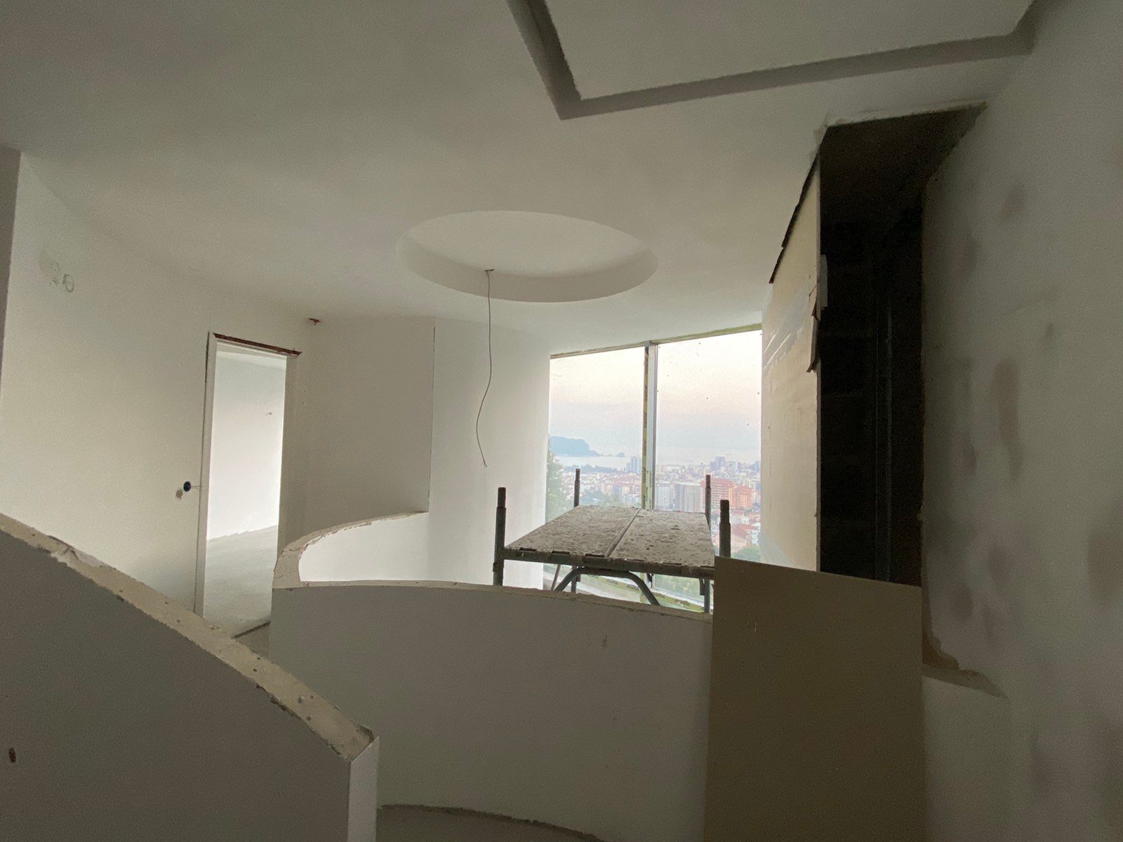 Nova kuća  sa prelepim panoramnskim pogledom na grad i more.Maine-Budva - Amfora Real Estate