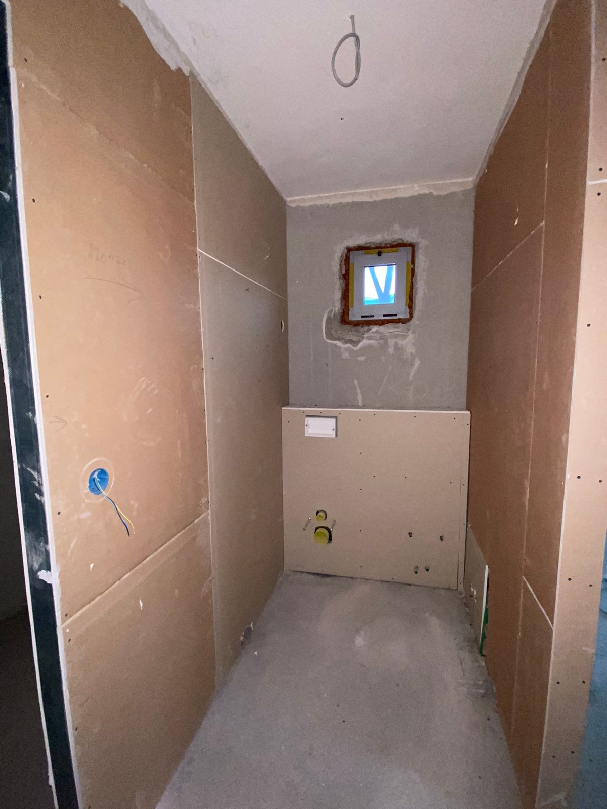 Nova kuća  sa prelepim panoramnskim pogledom na grad i more.Maine-Budva - Amfora Real Estate