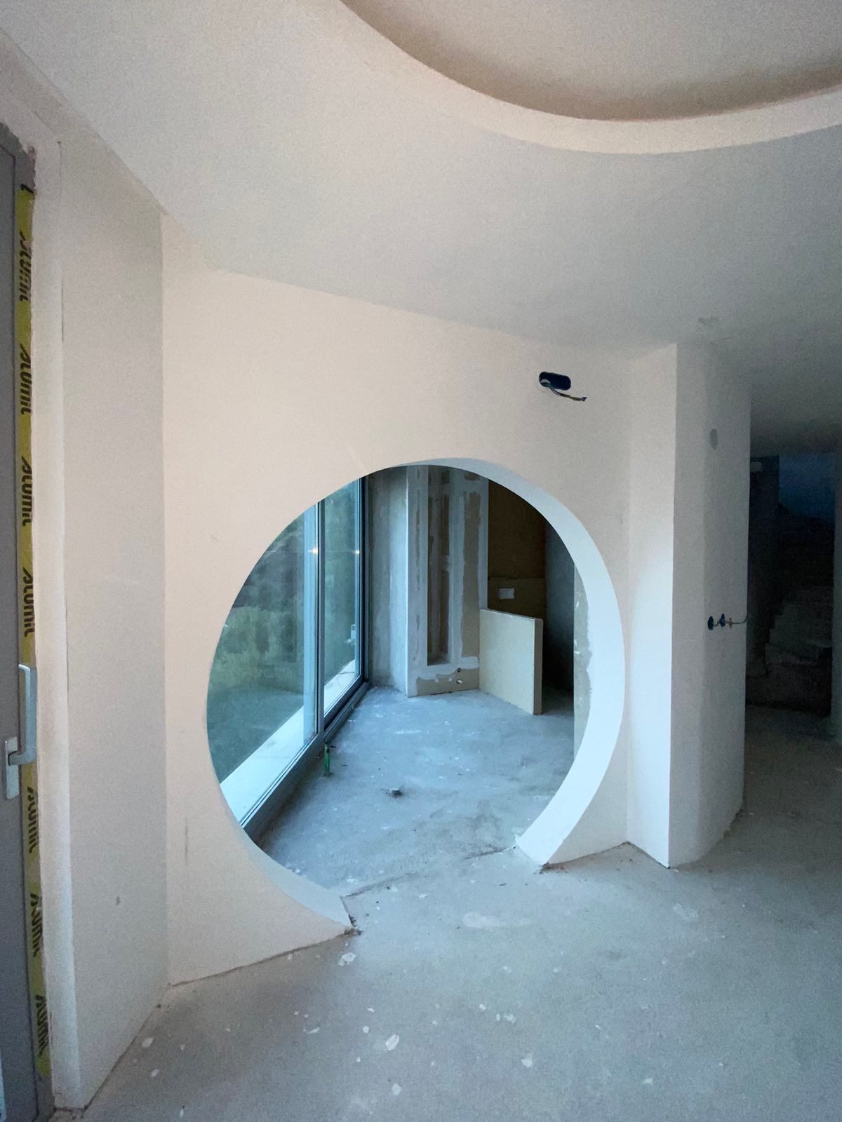 Nova kuća  sa prelepim panoramnskim pogledom na grad i more.Maine-Budva - Amfora Real Estate