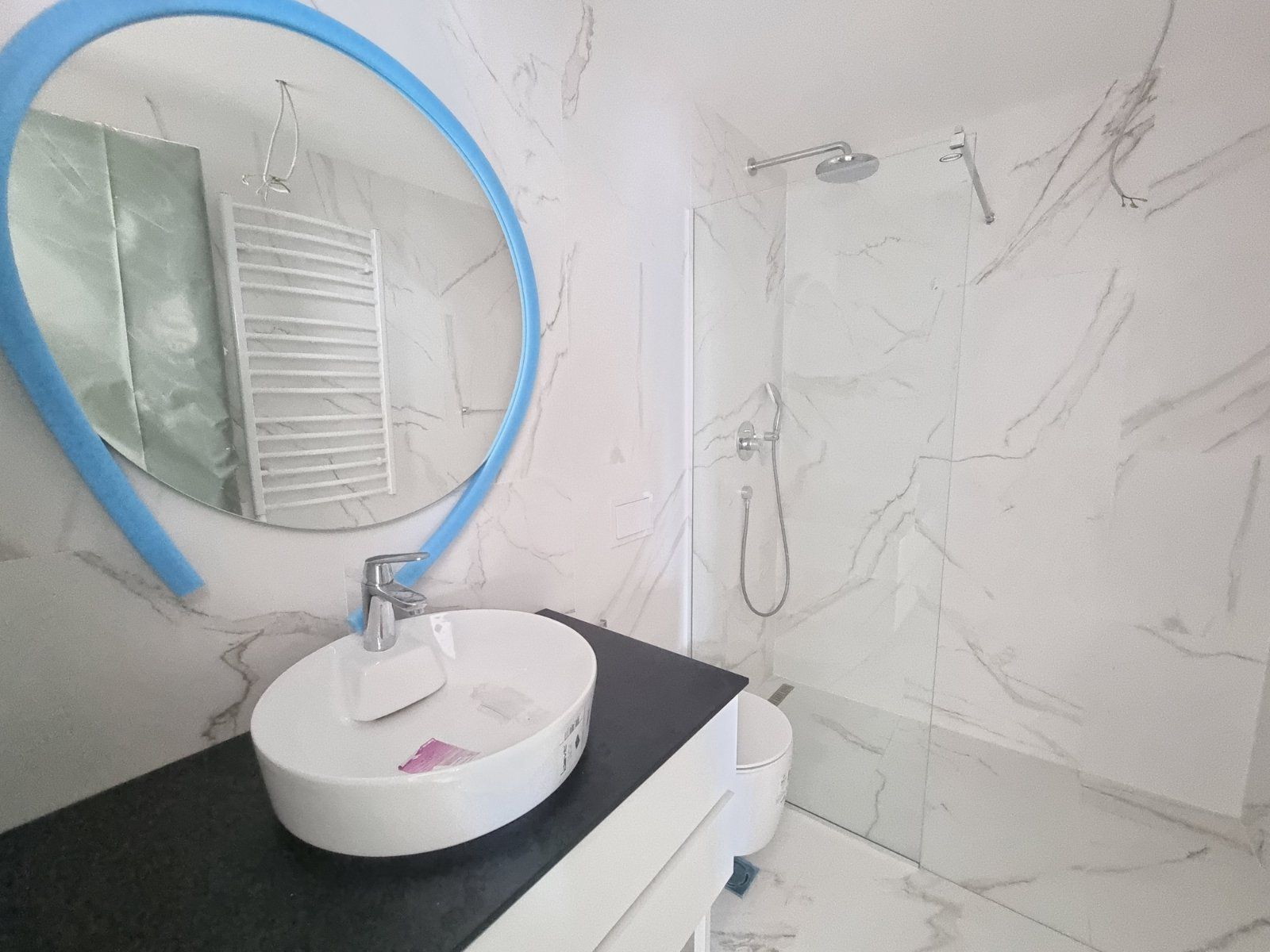 COMO Residence- Nov luksuzan jednosoban stan 63,22m2 sa pogledom na more i bazenom  ! centar Budva! - Amfora Real Estate