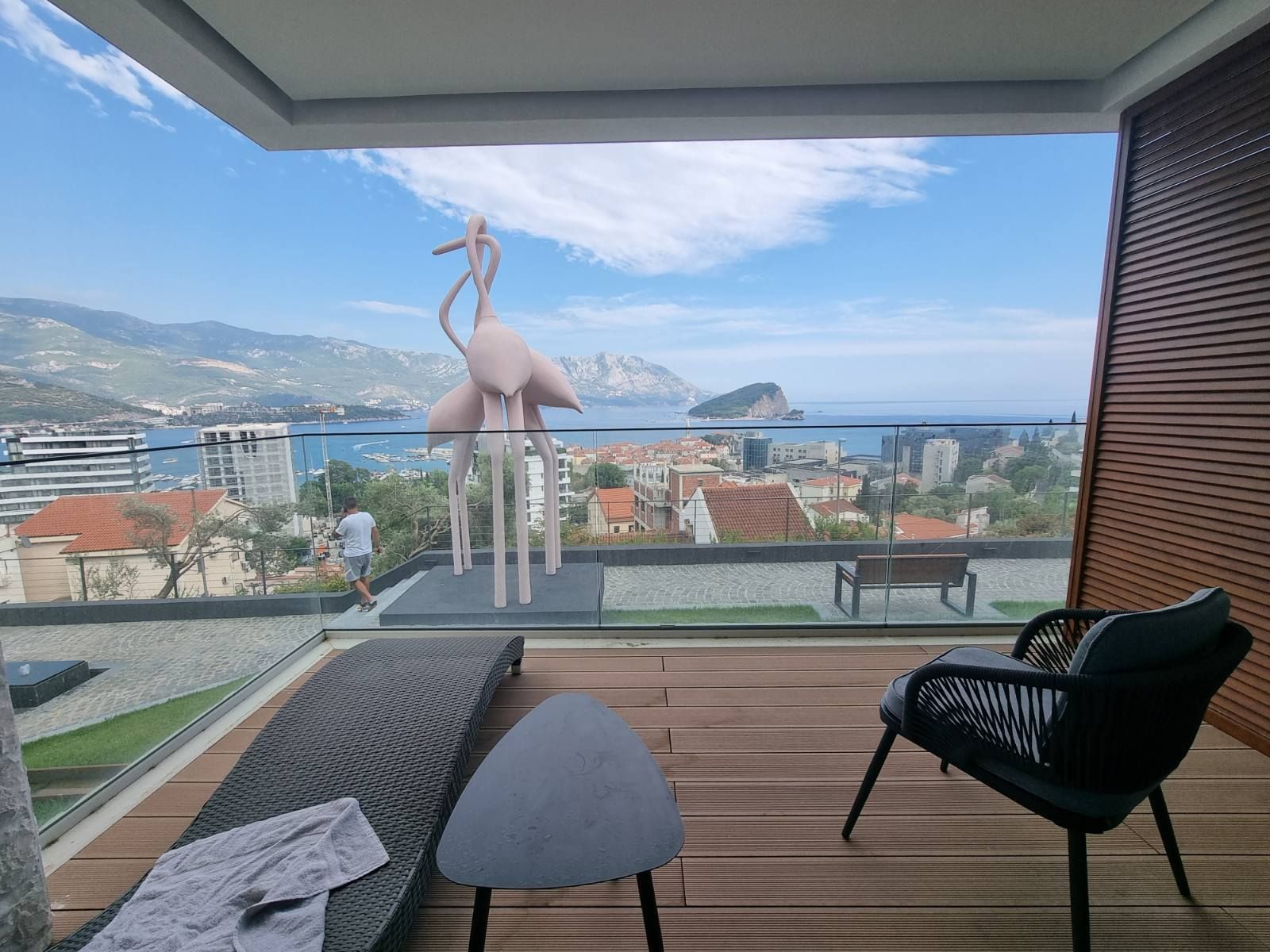 COMO Residence- Nov luksuzan jednosoban stan 63,22m2 sa pogledom na more i bazenom  ! centar Budva! - Amfora Real Estate