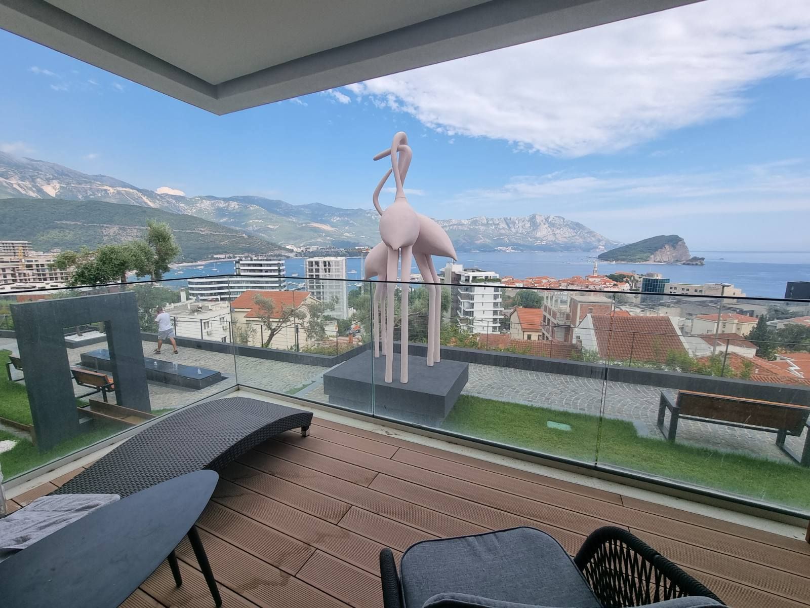 COMO Residence- Nov luksuzan jednosoban stan 63,22m2 sa pogledom na more i bazenom  ! centar Budva! - Amfora Real Estate
