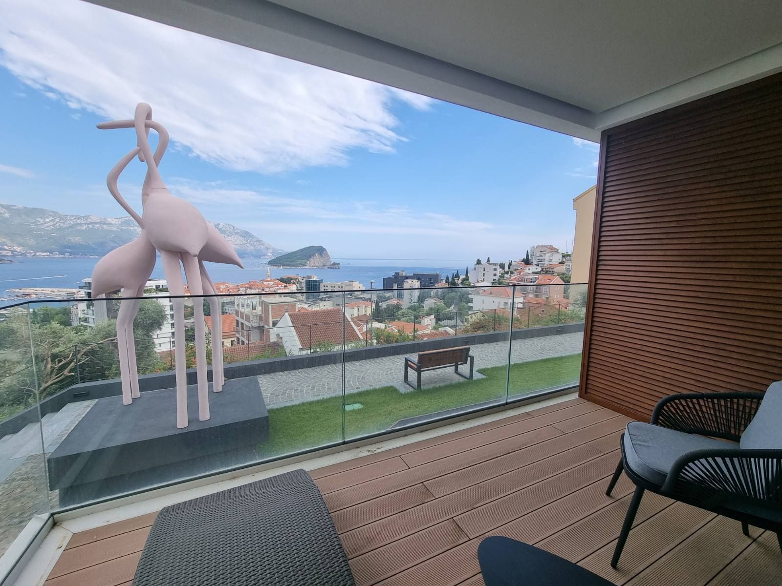 COMO Residence- Nov luksuzan jednosoban stan 63,22m2 sa pogledom na more i bazenom  ! centar Budva! - Amfora Real Estate