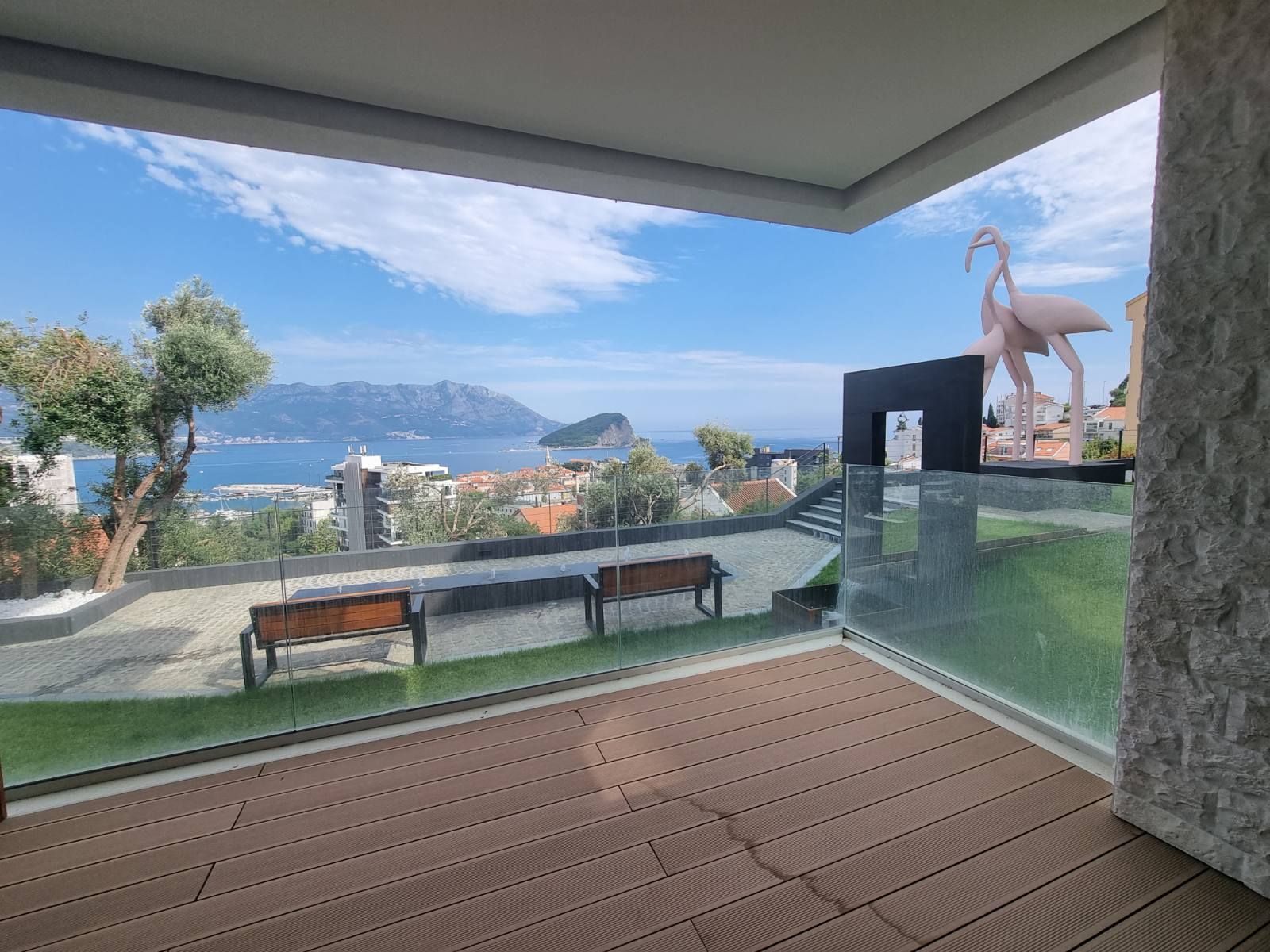 COMO Residence- Nov luksuzan jednosoban stan 63,22m2 sa pogledom na more i bazenom  ! centar Budva! - Amfora Real Estate