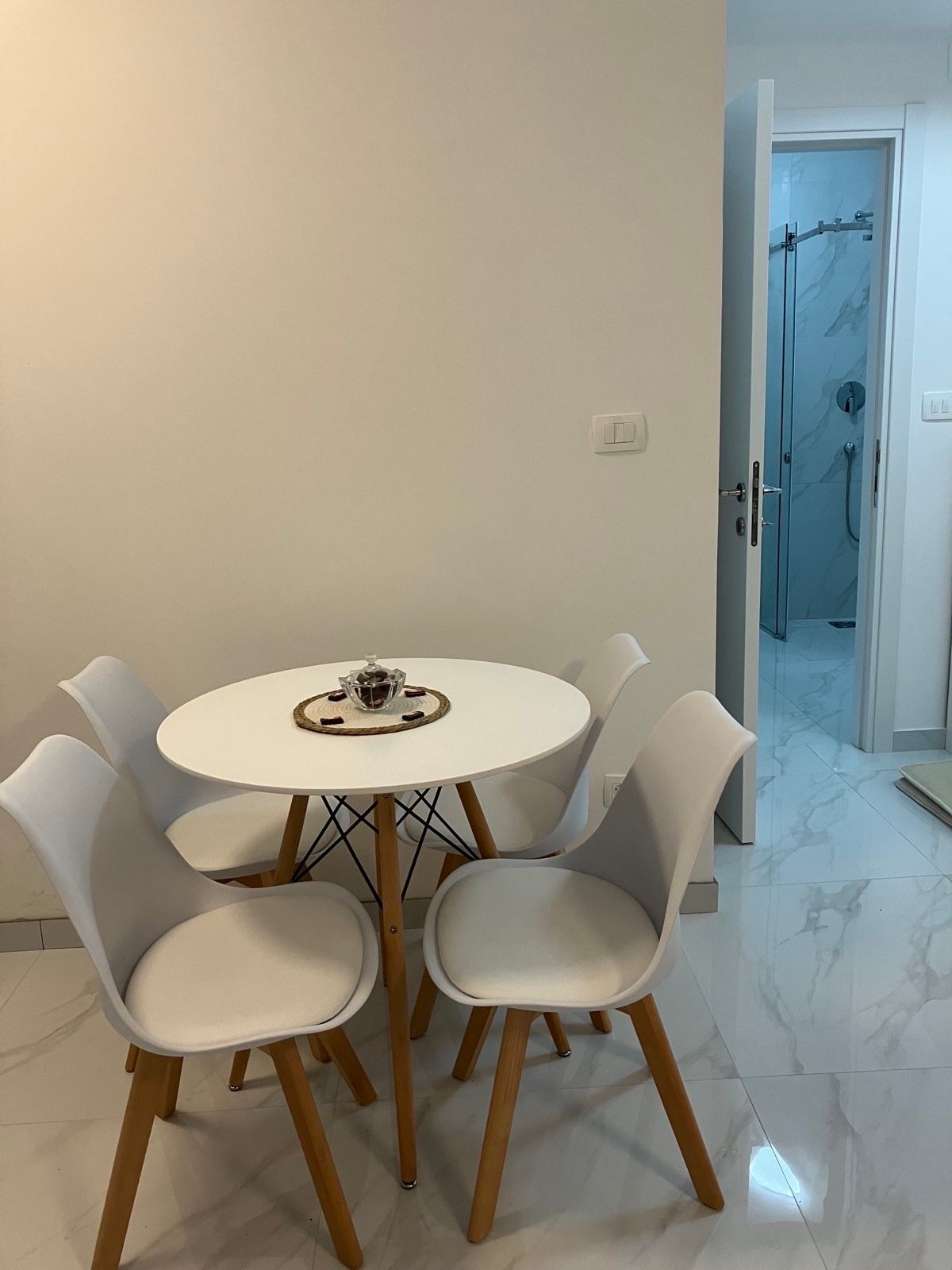 Na prodaju luksuzan jednosoban stan 44 m² – Rafailovići, na samo 150 m od plaže - Amfora Real Estate