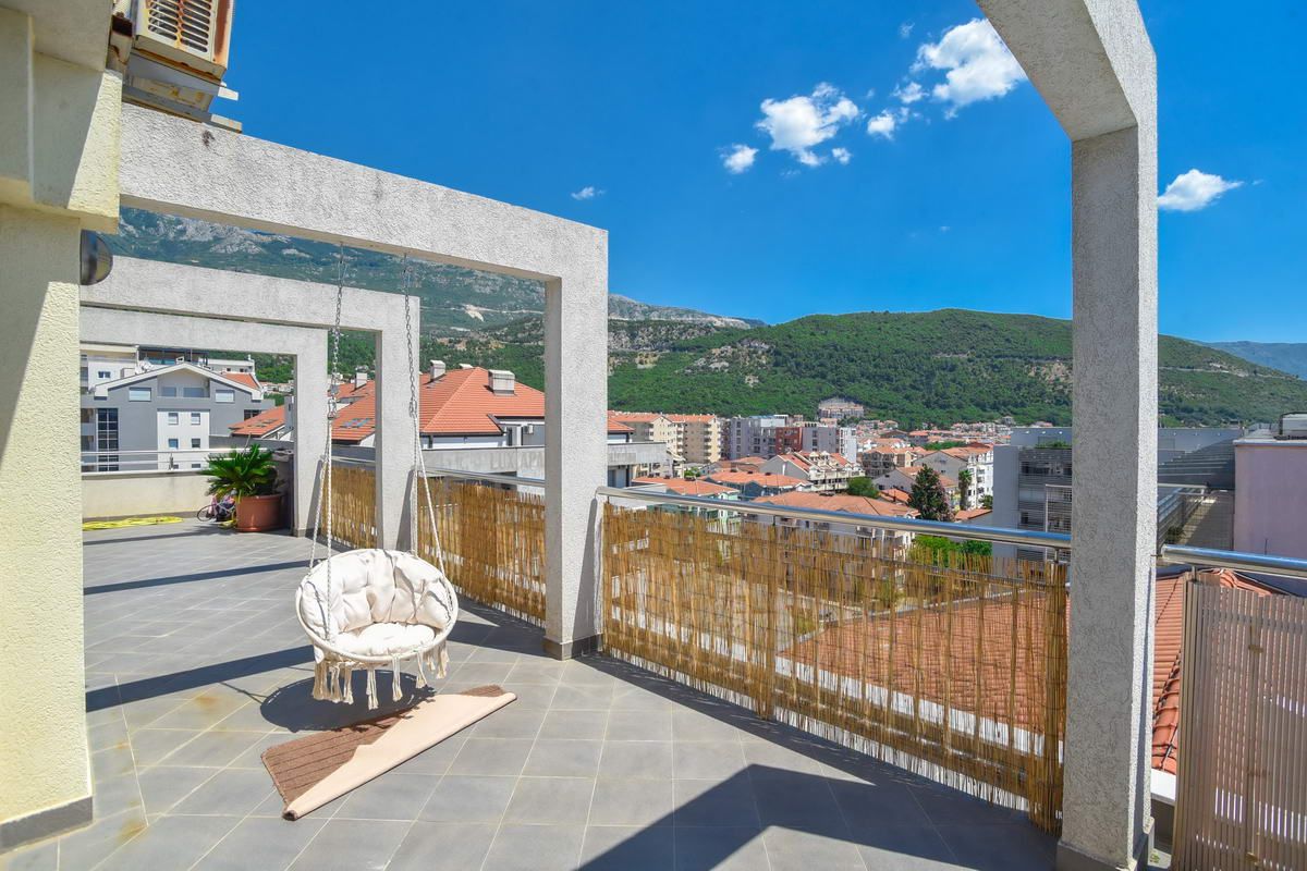 Trosoban penthouse 179m2 sa pogledom na more.(Mogućnost plaćanja u Rusiji,kriptovalutama i rubljama) - Amfora Real Estate